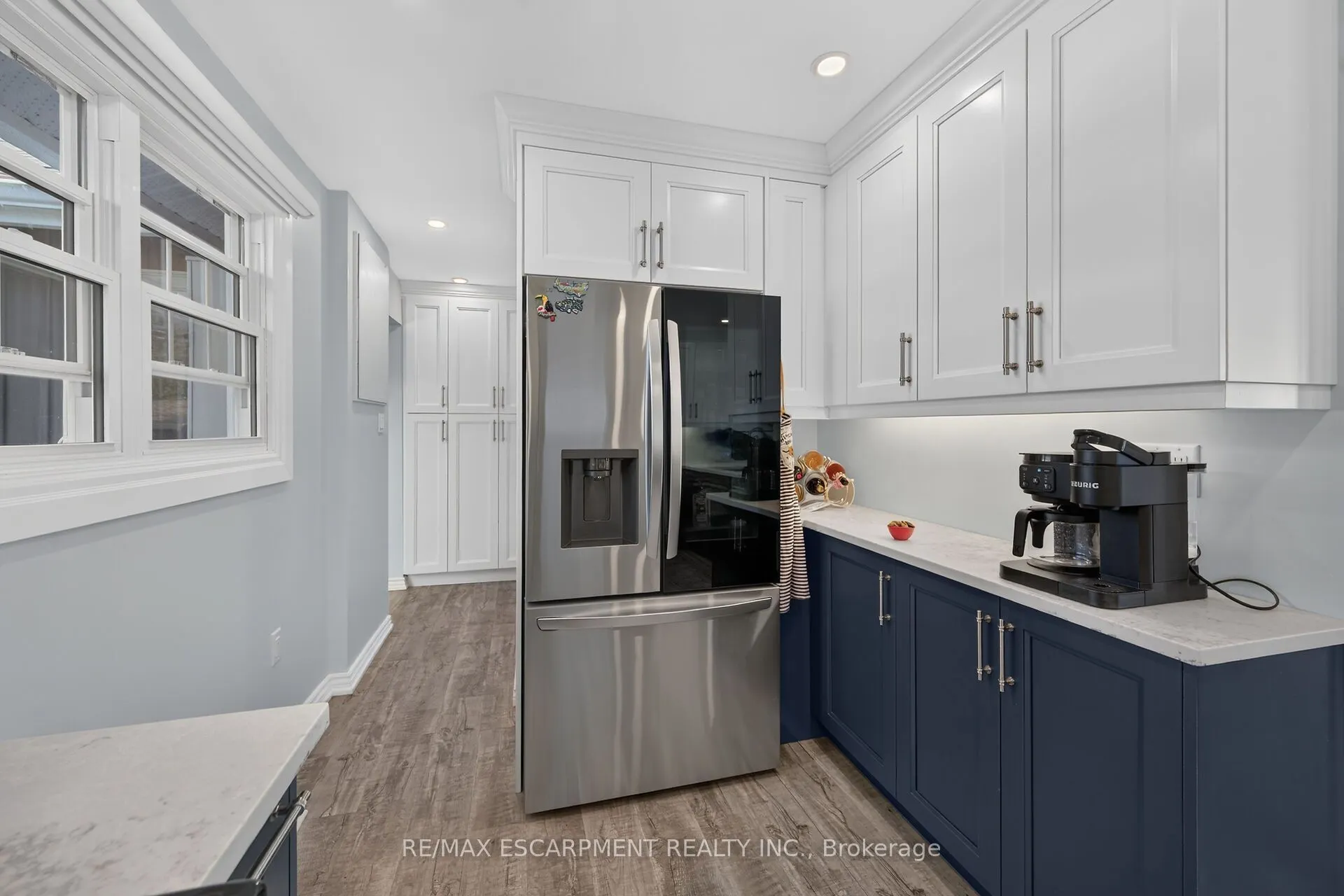 233 Blue Water Parkway