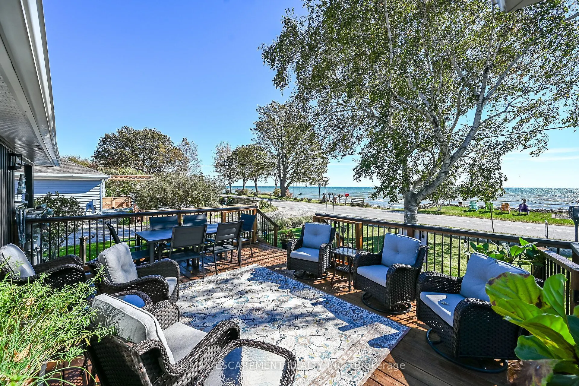 233 Blue Water Parkway