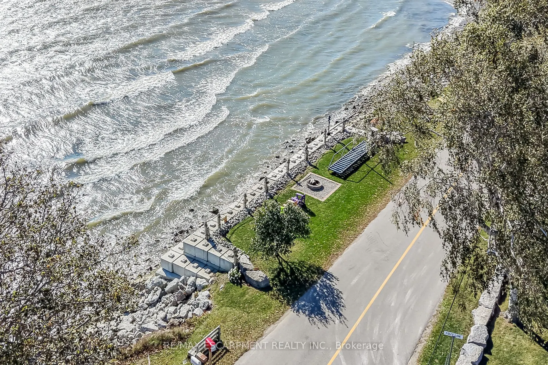 233 Blue Water Parkway