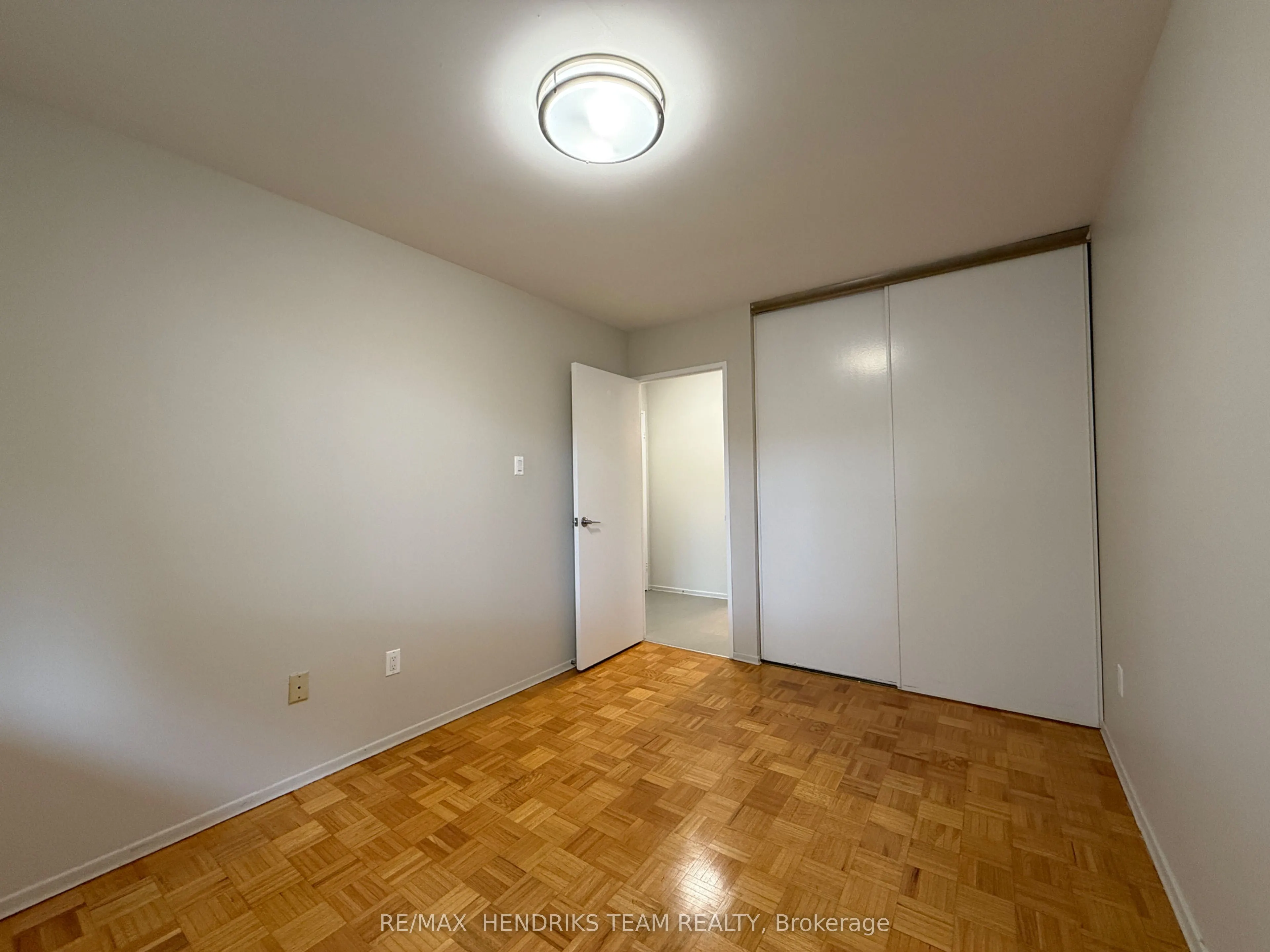 60 Windward Street #204
