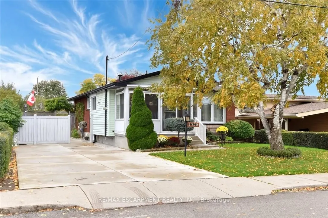 137 Fielding Crescent