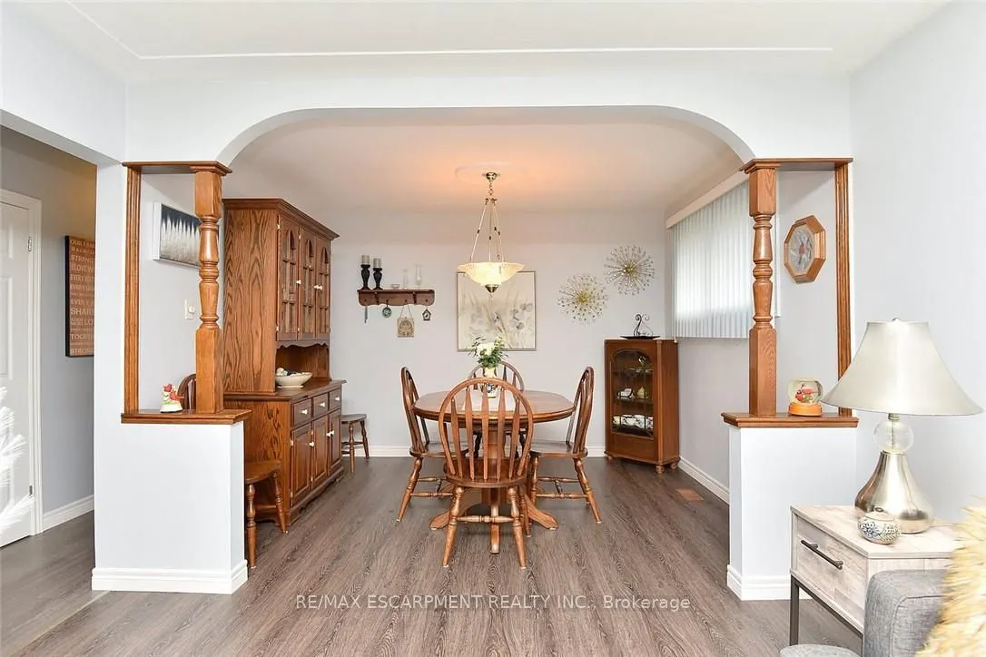 137 Fielding Crescent
