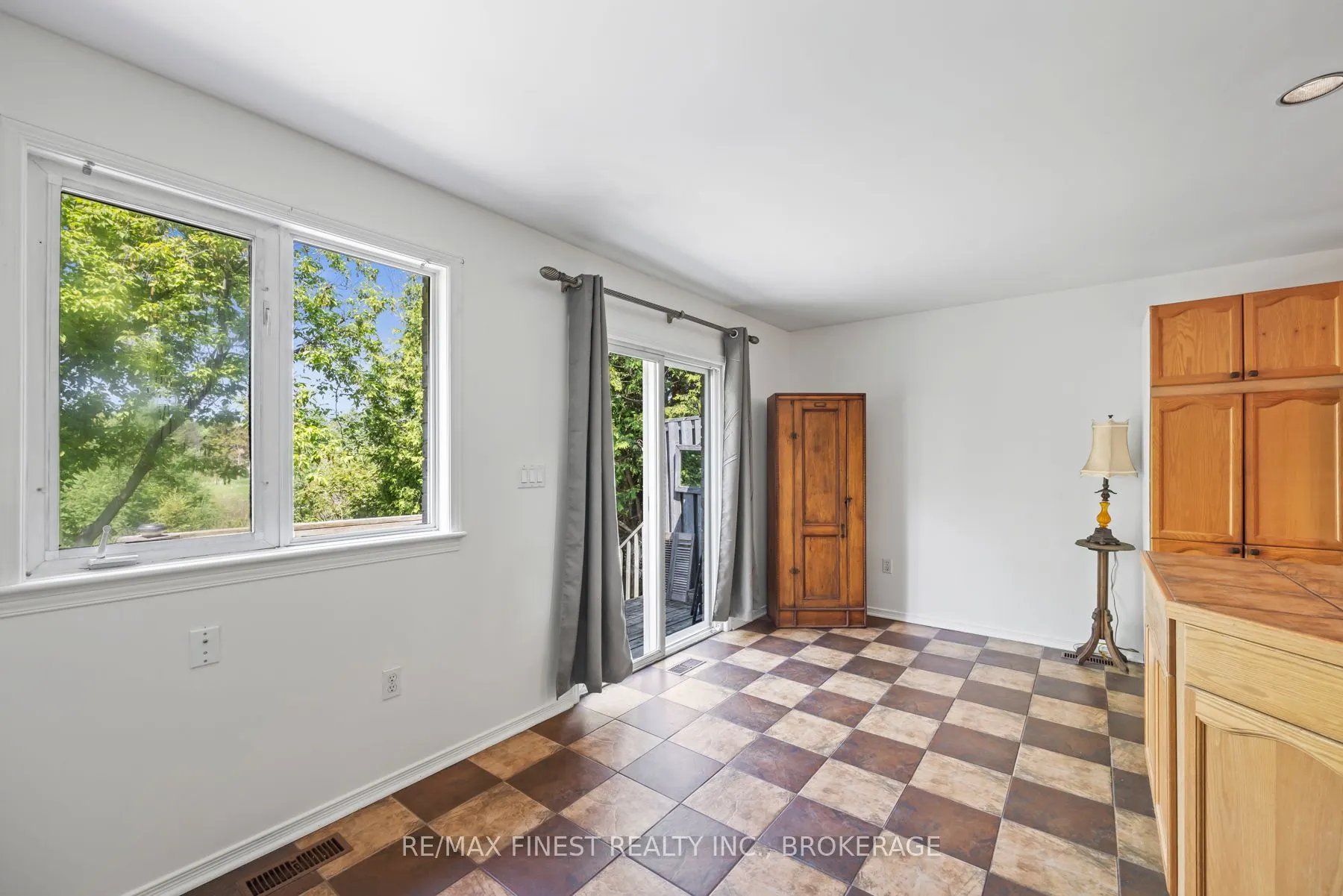 941 Malvern Terrace
