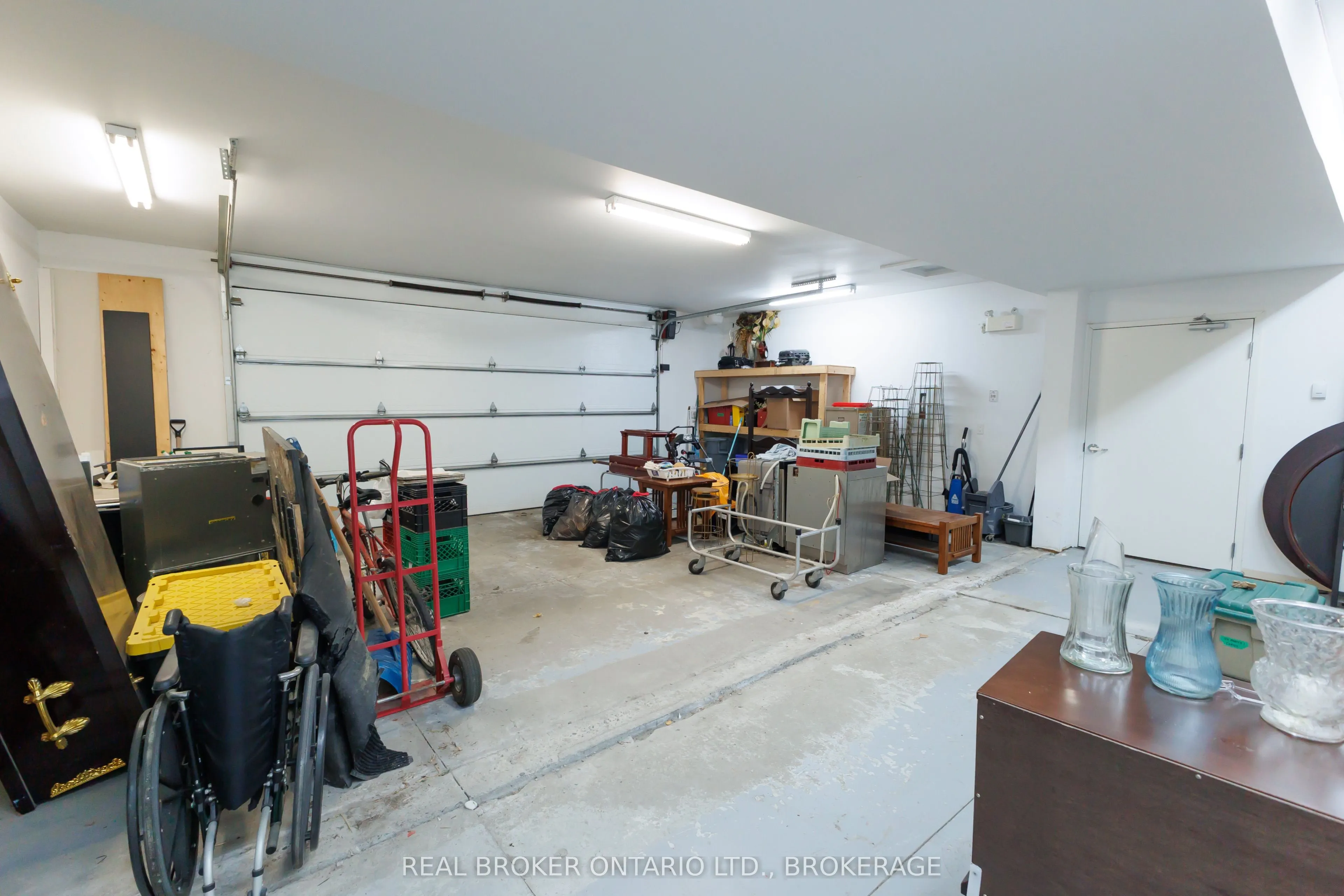 580 Main Street S