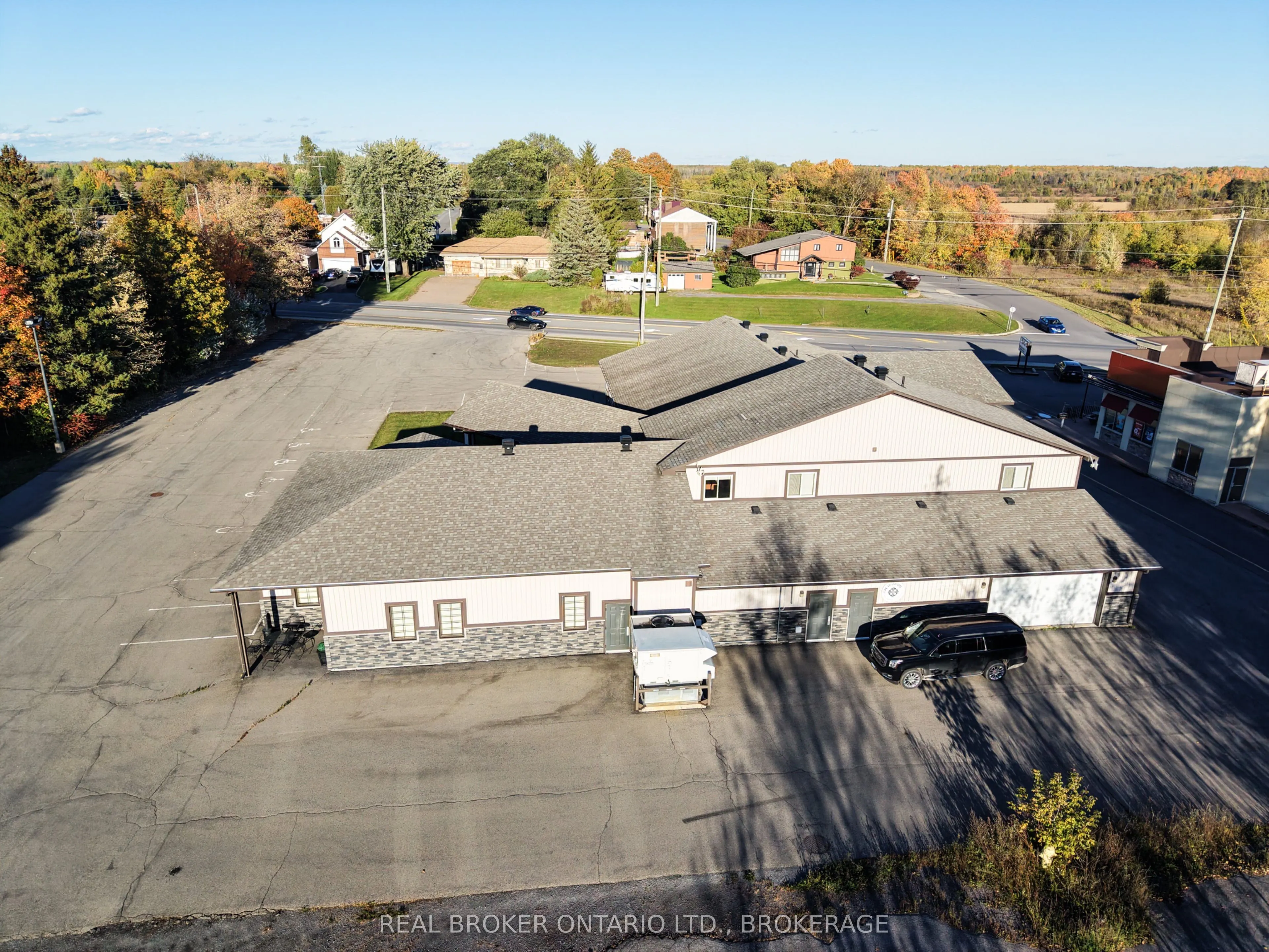 580 Main Street S