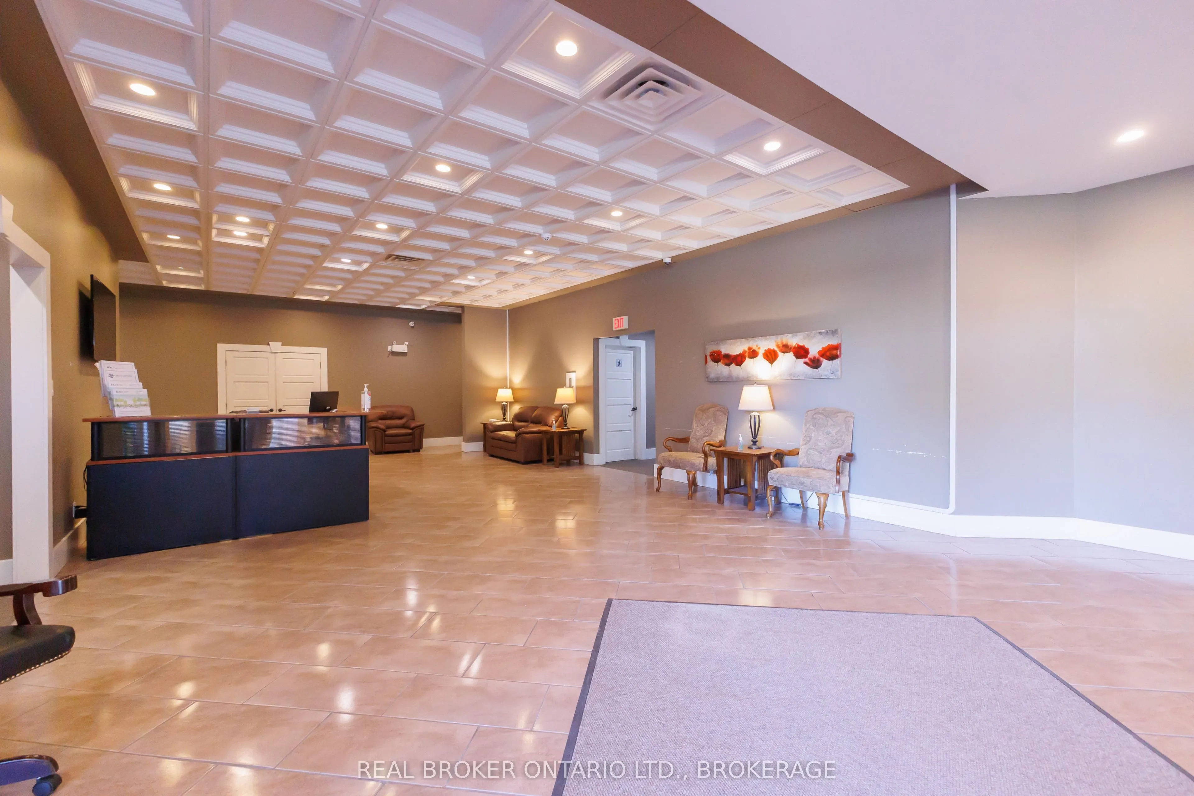 580 Main Street S