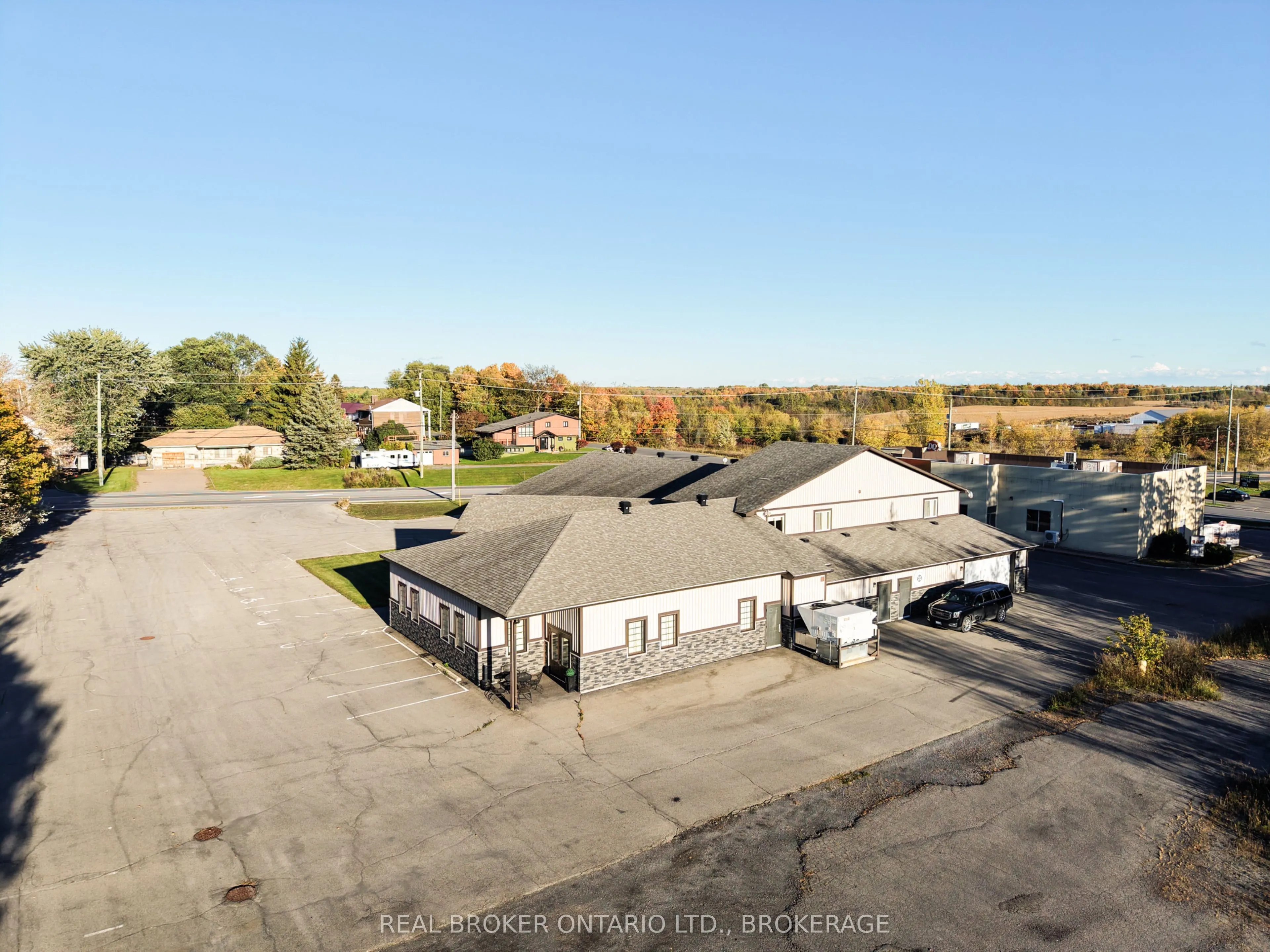 580 Main Street S