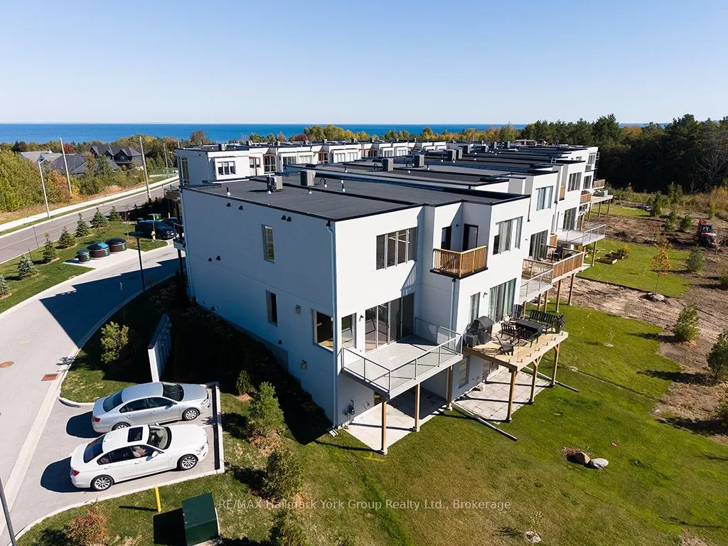1 Waterview Lane