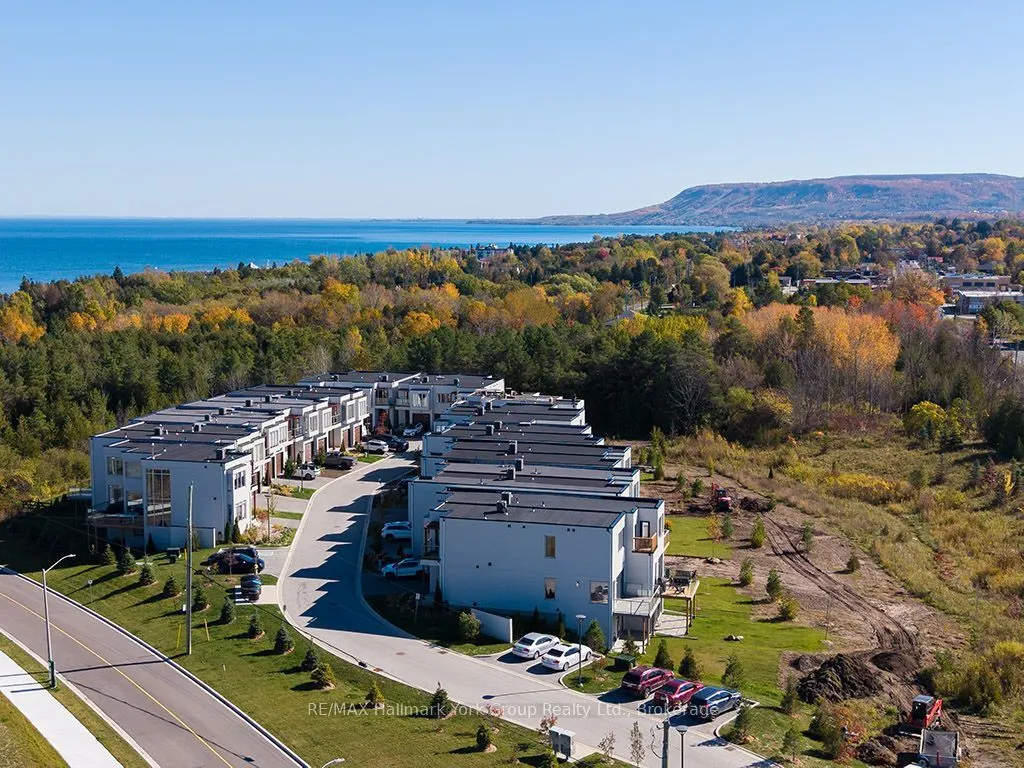 1 Waterview Lane