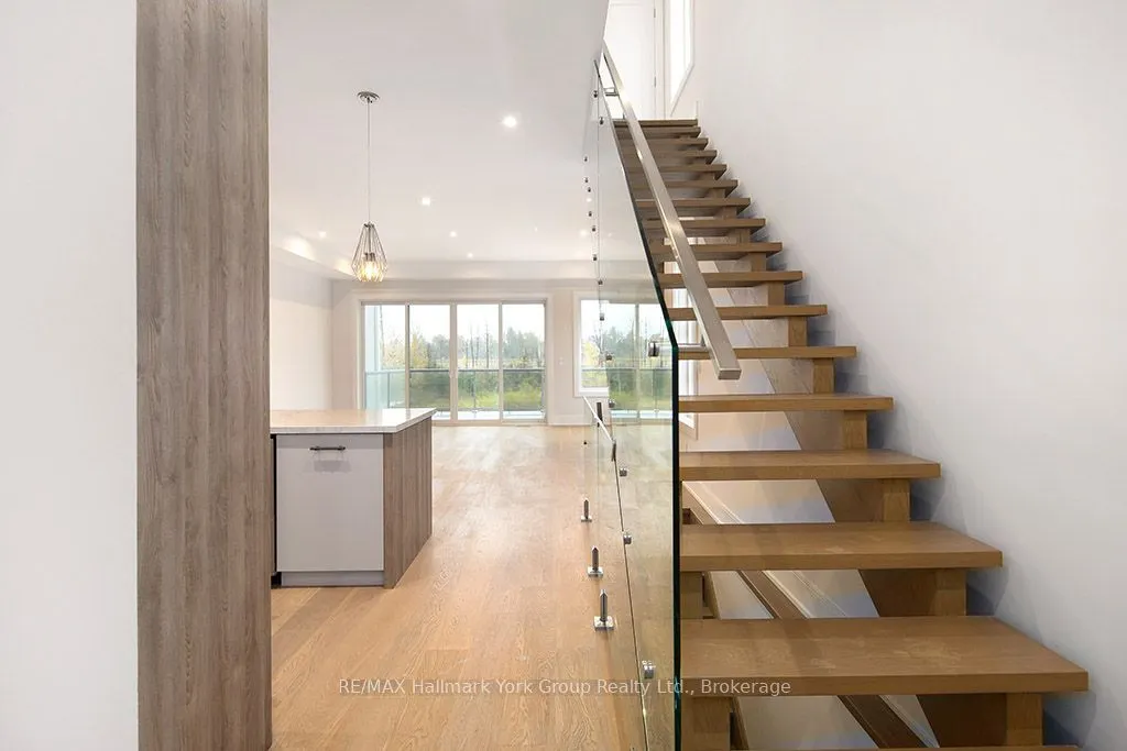 1 Waterview Lane