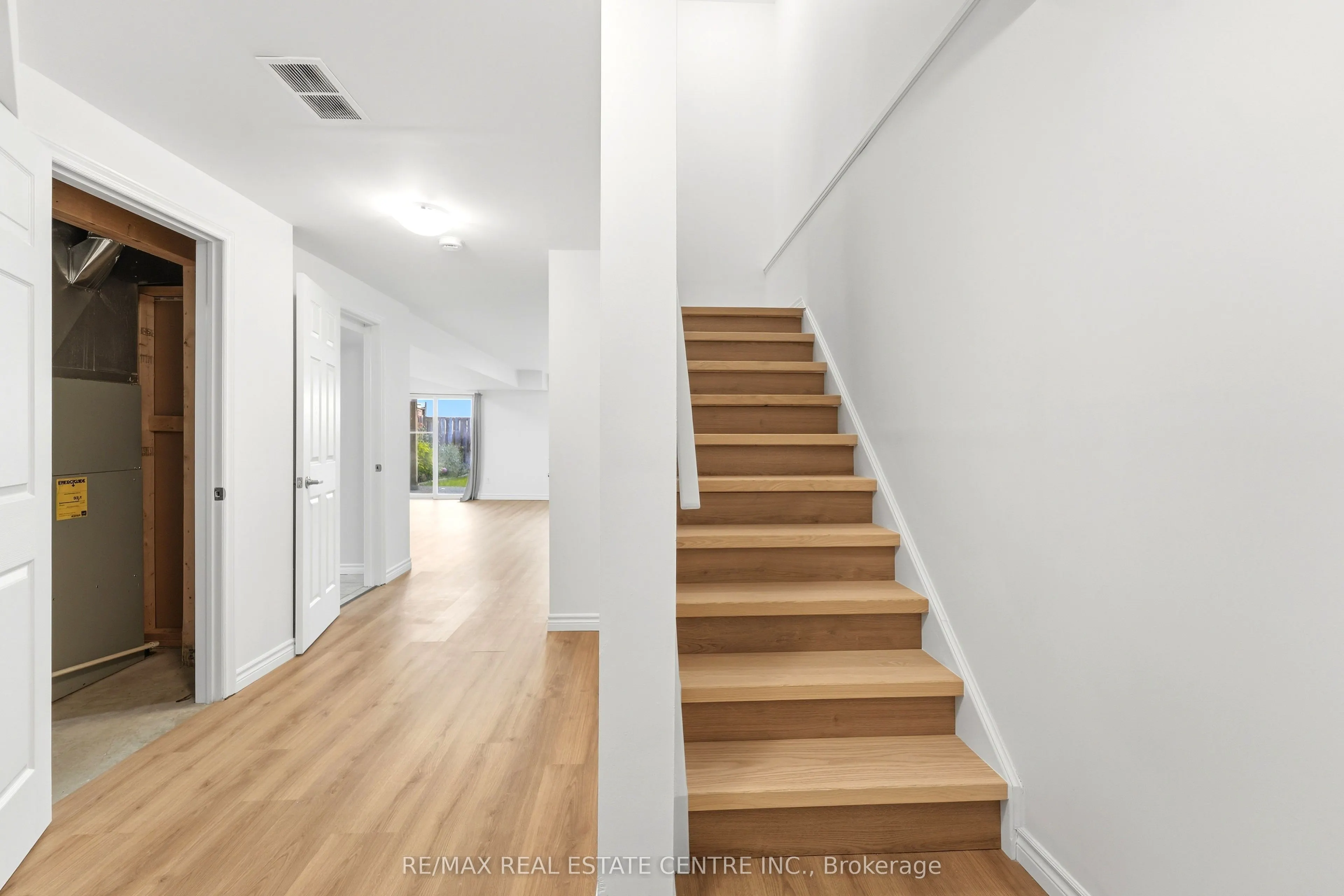 83 Yates Avenue