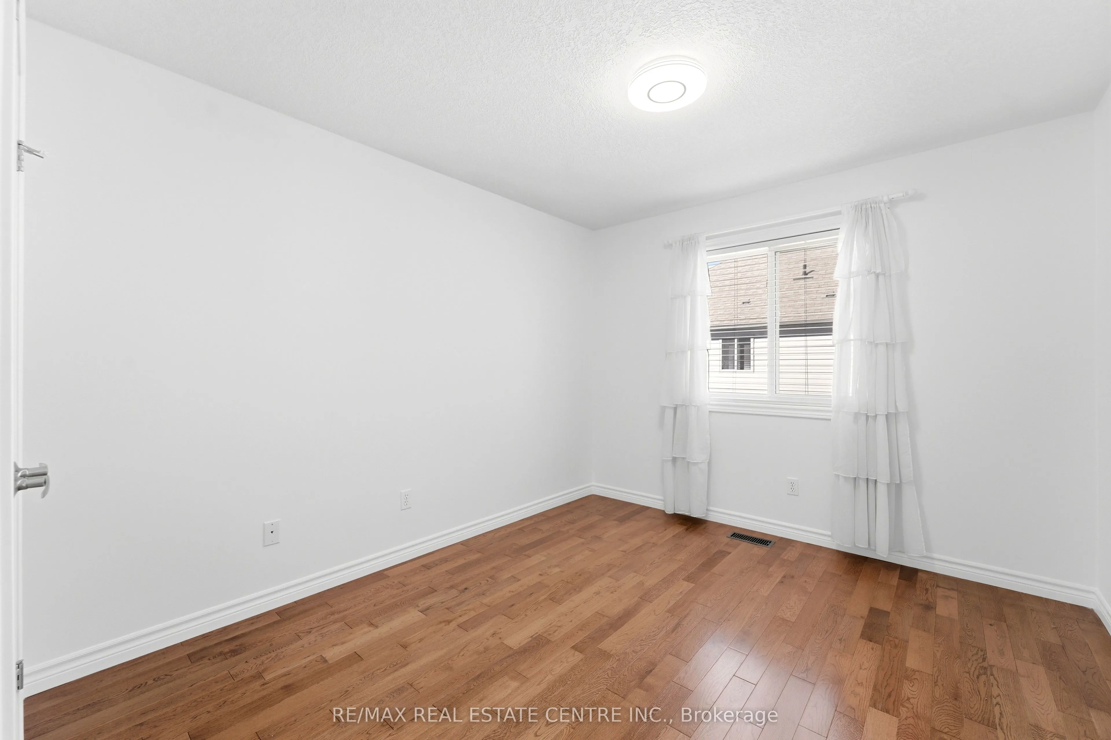 83 Yates Avenue