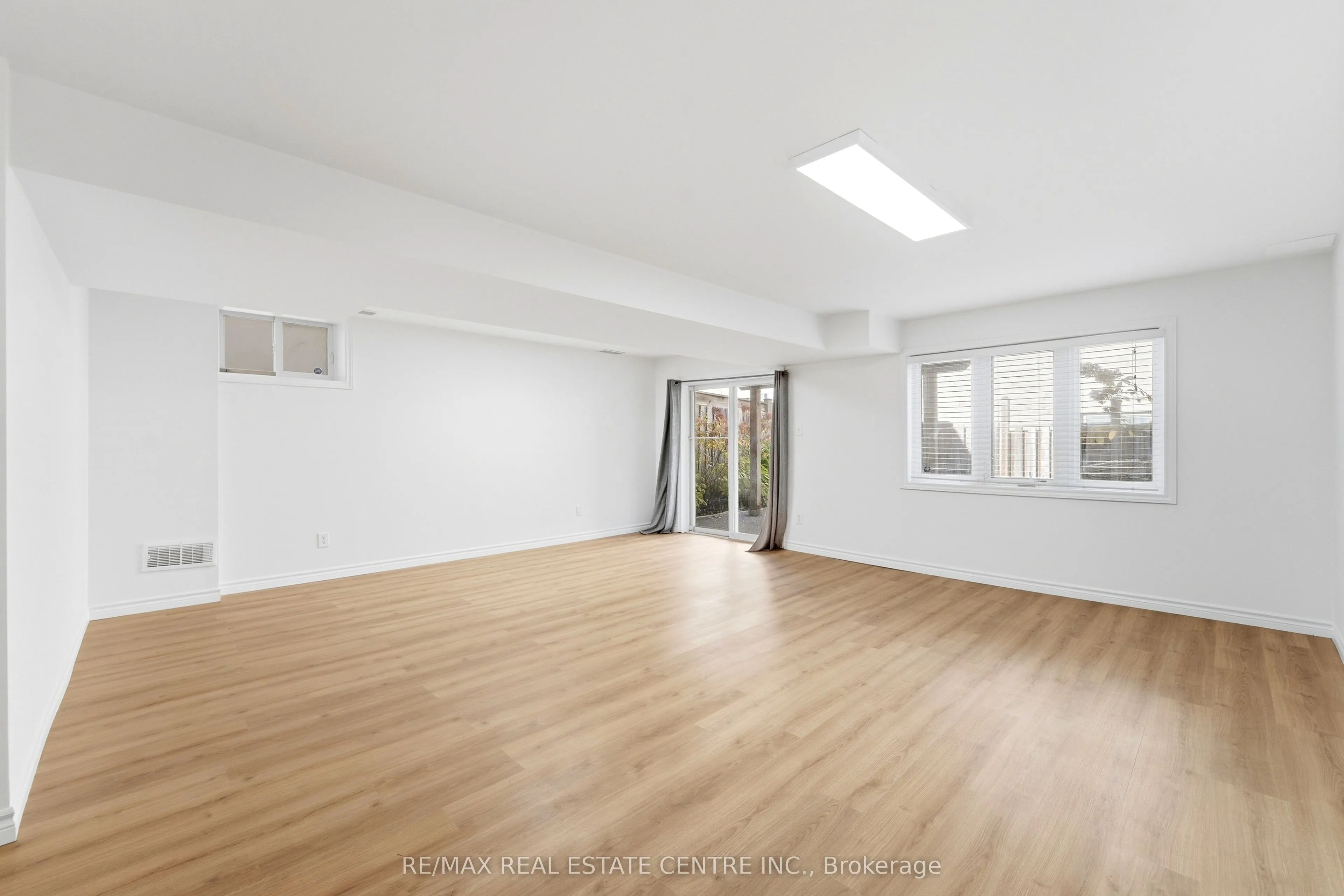 83 Yates Avenue