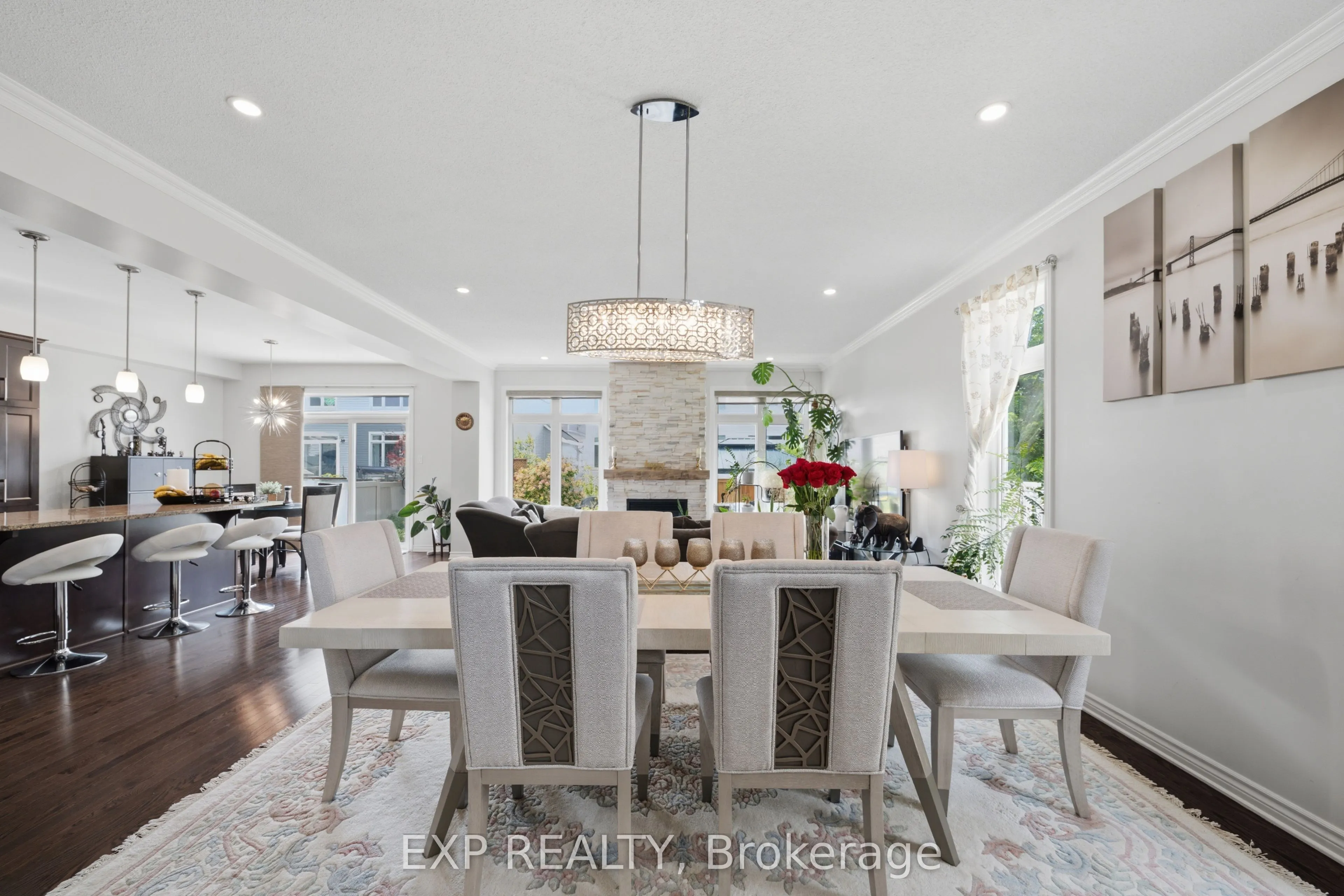 273 Gracewood Crescent