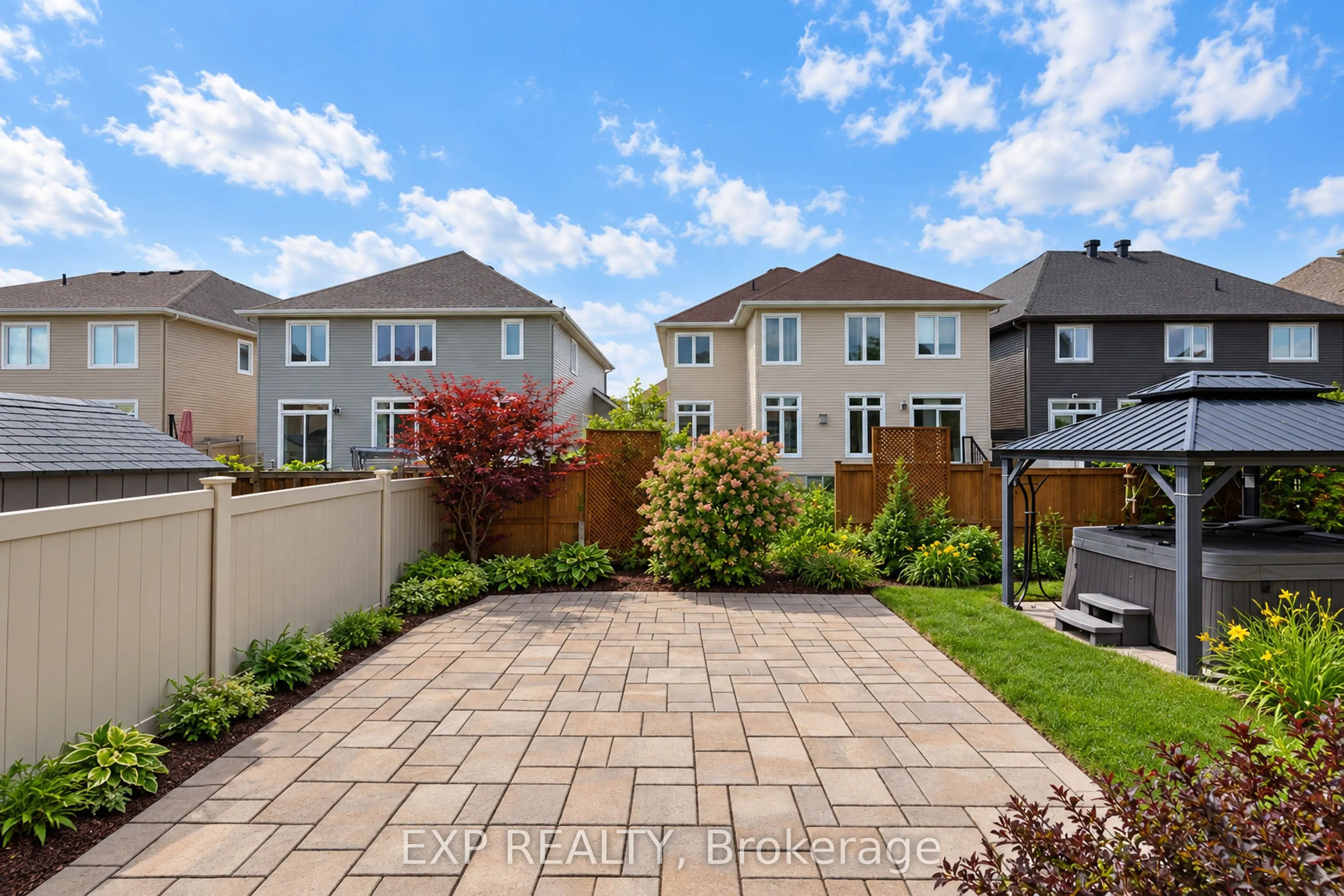 273 Gracewood Crescent