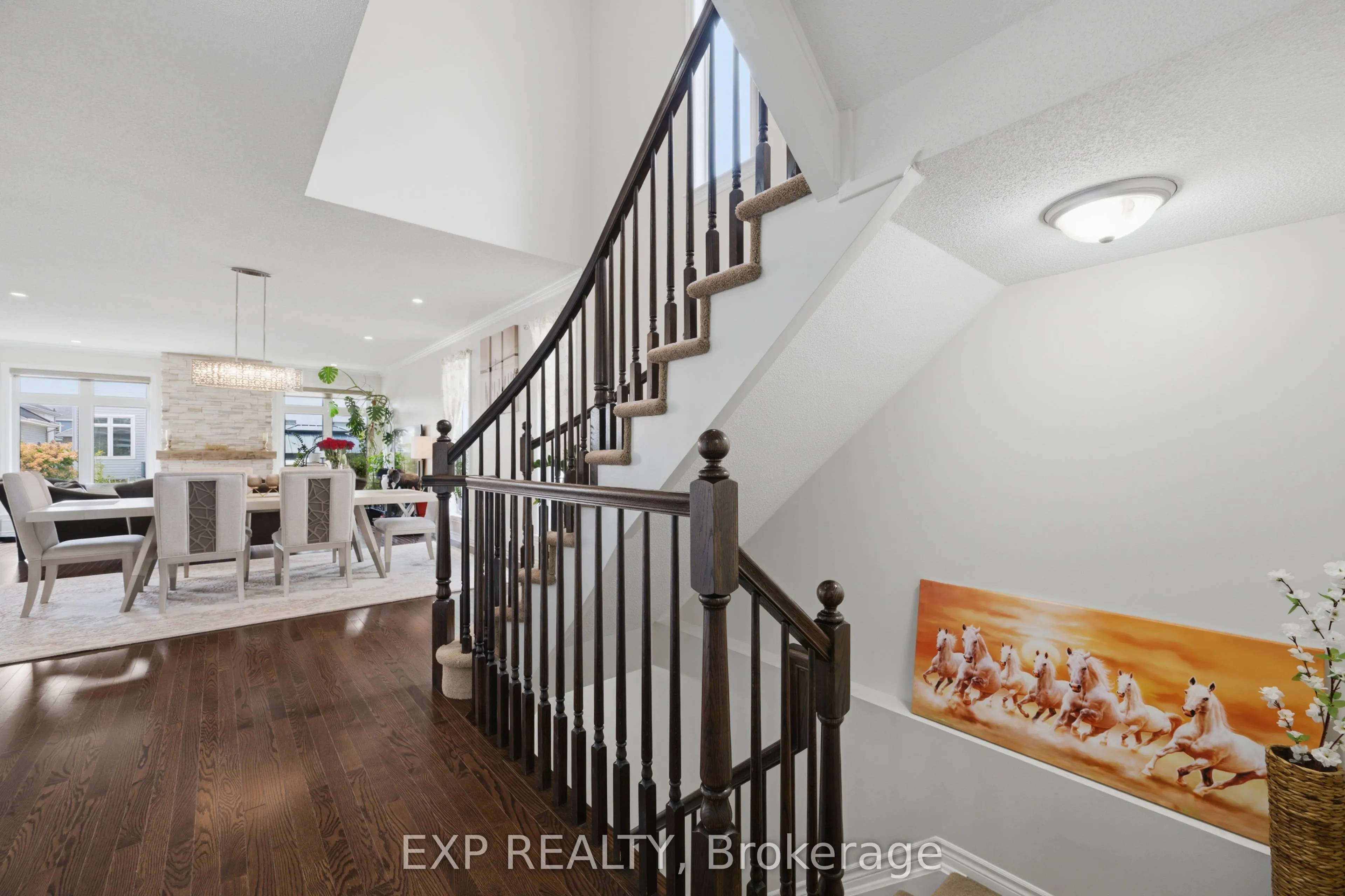 273 Gracewood Crescent