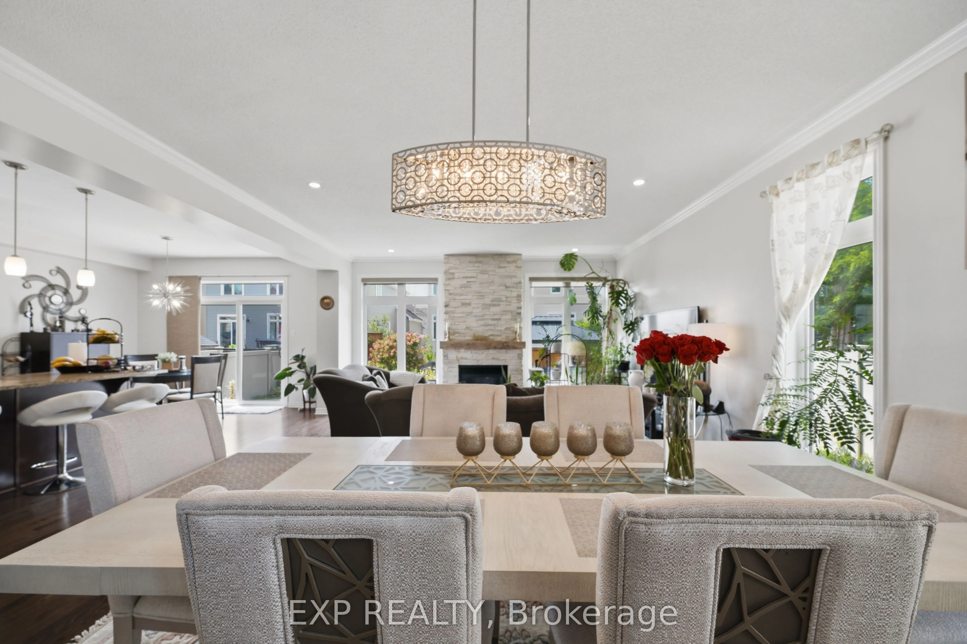 273 Gracewood Crescent