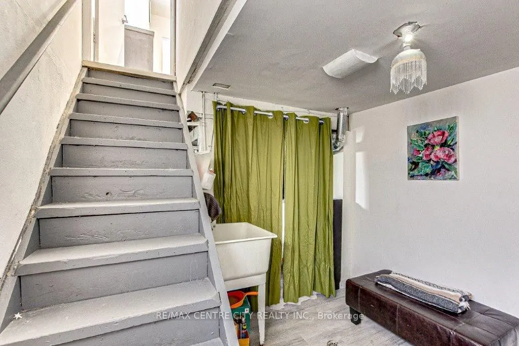 465 Ashland Avenue
