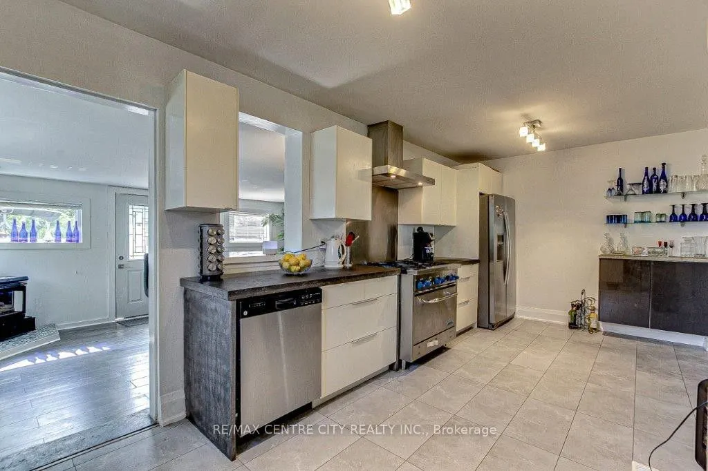 465 Ashland Avenue