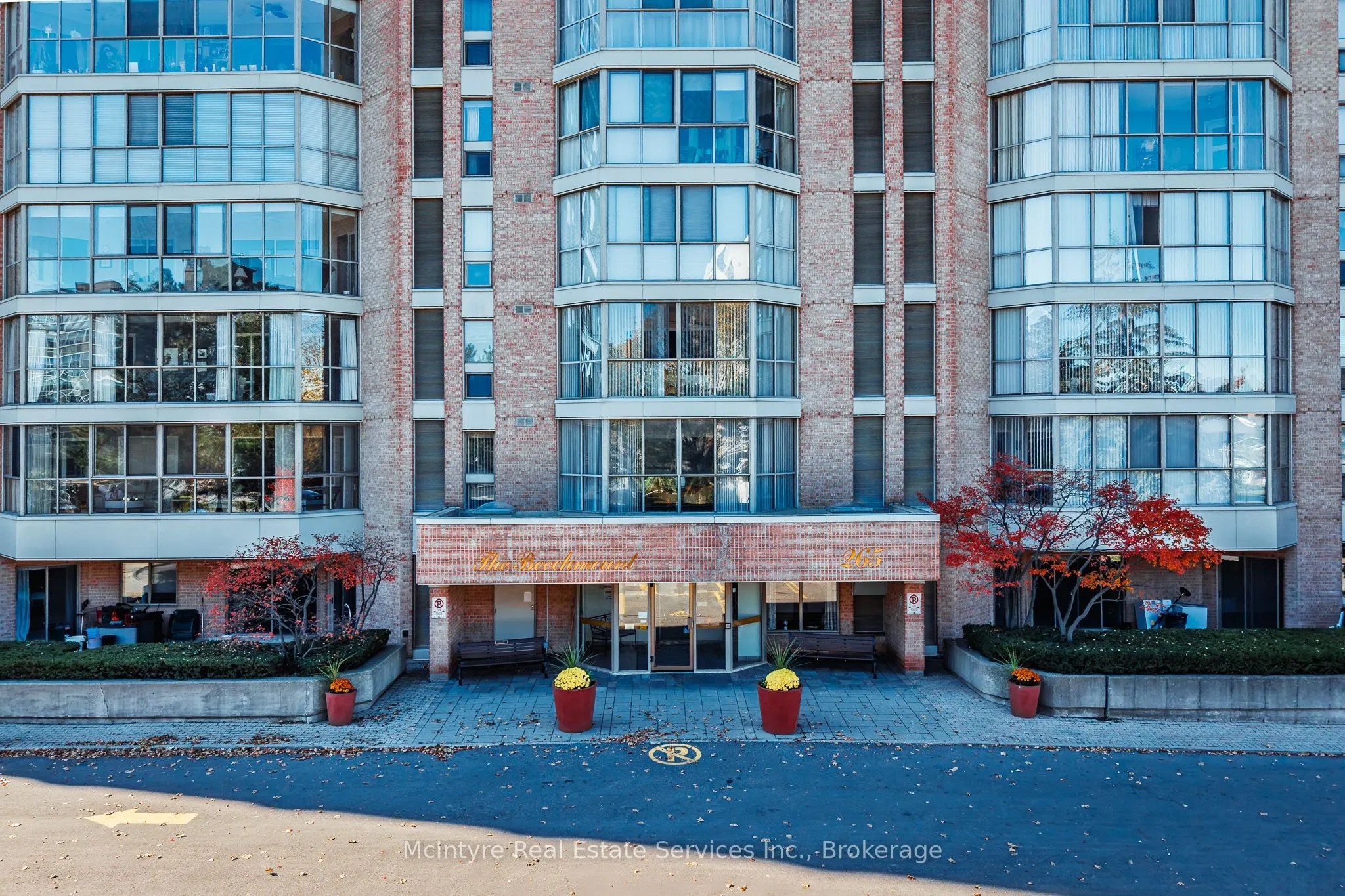 265 Westcourt Place #202