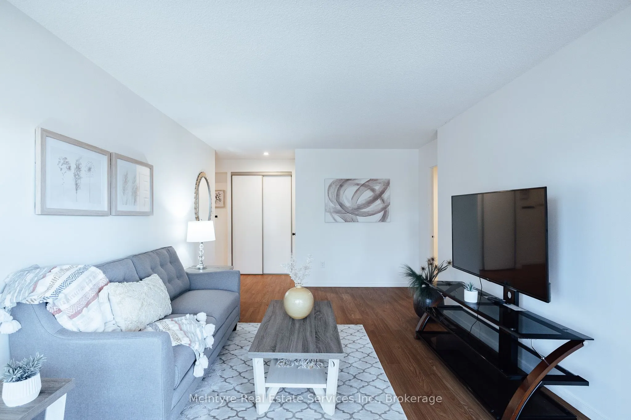 265 Westcourt Place #202
