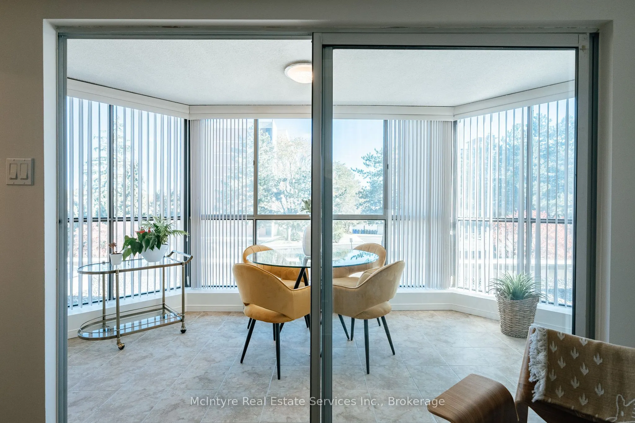 265 Westcourt Place #202