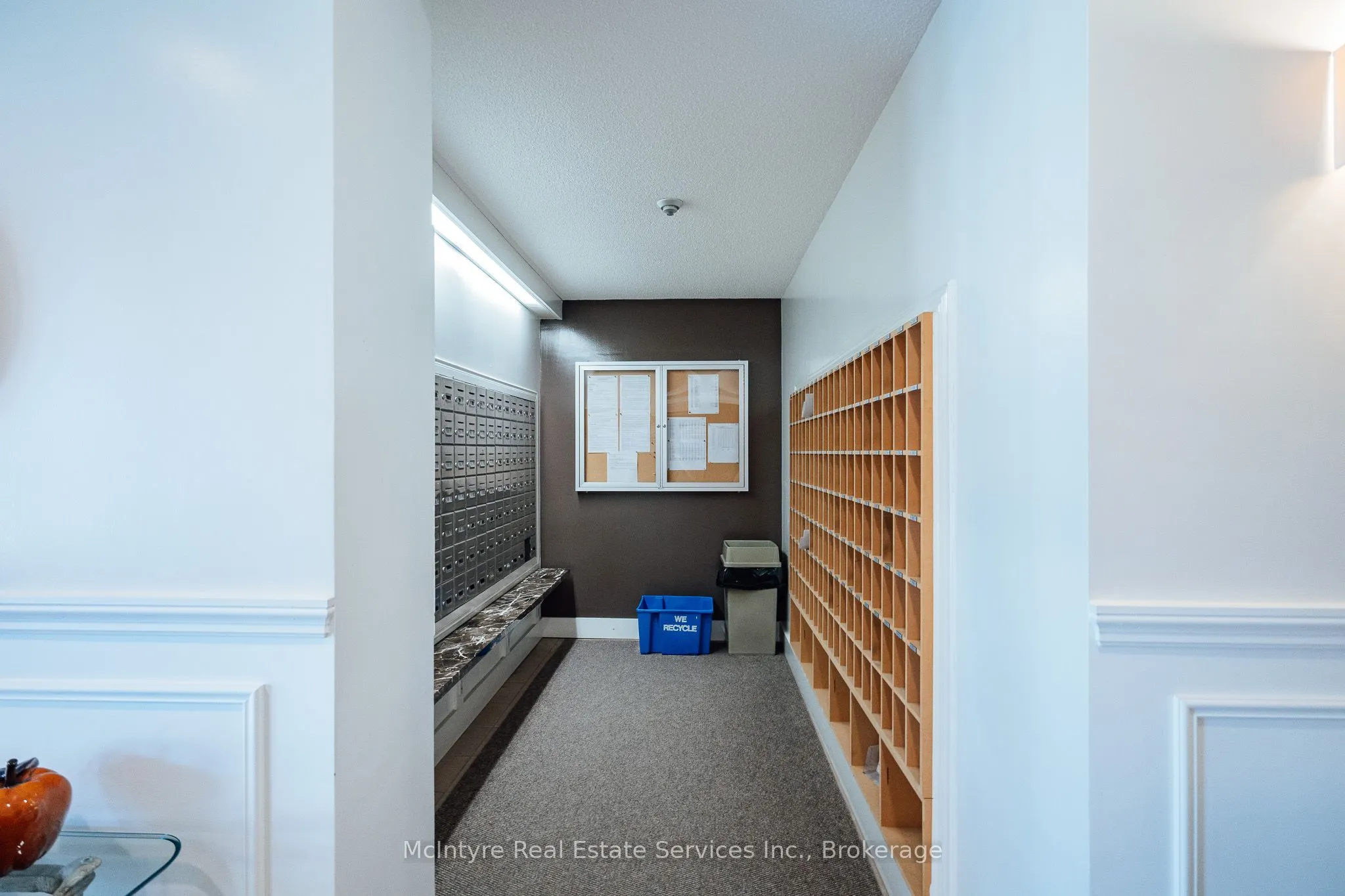 265 Westcourt Place #202