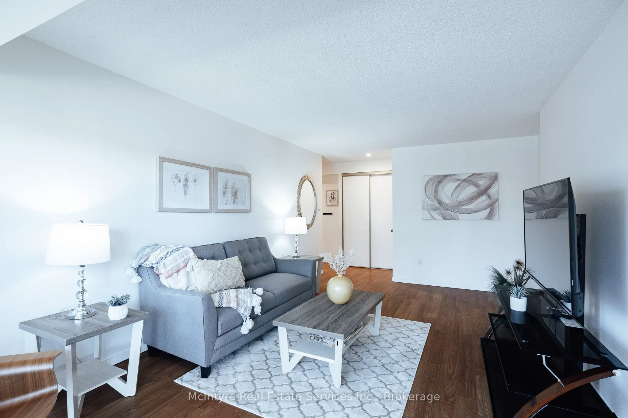 265 Westcourt Place #202