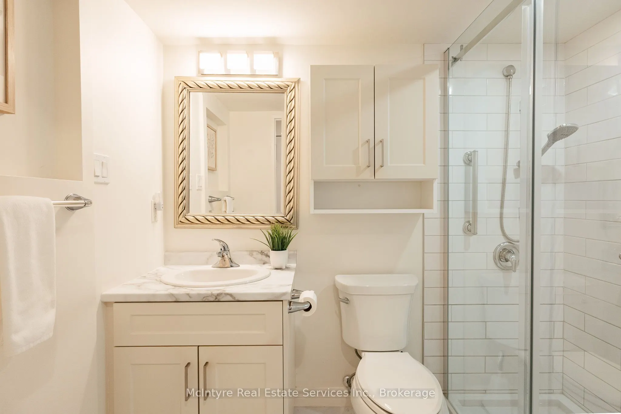 265 Westcourt Place #202