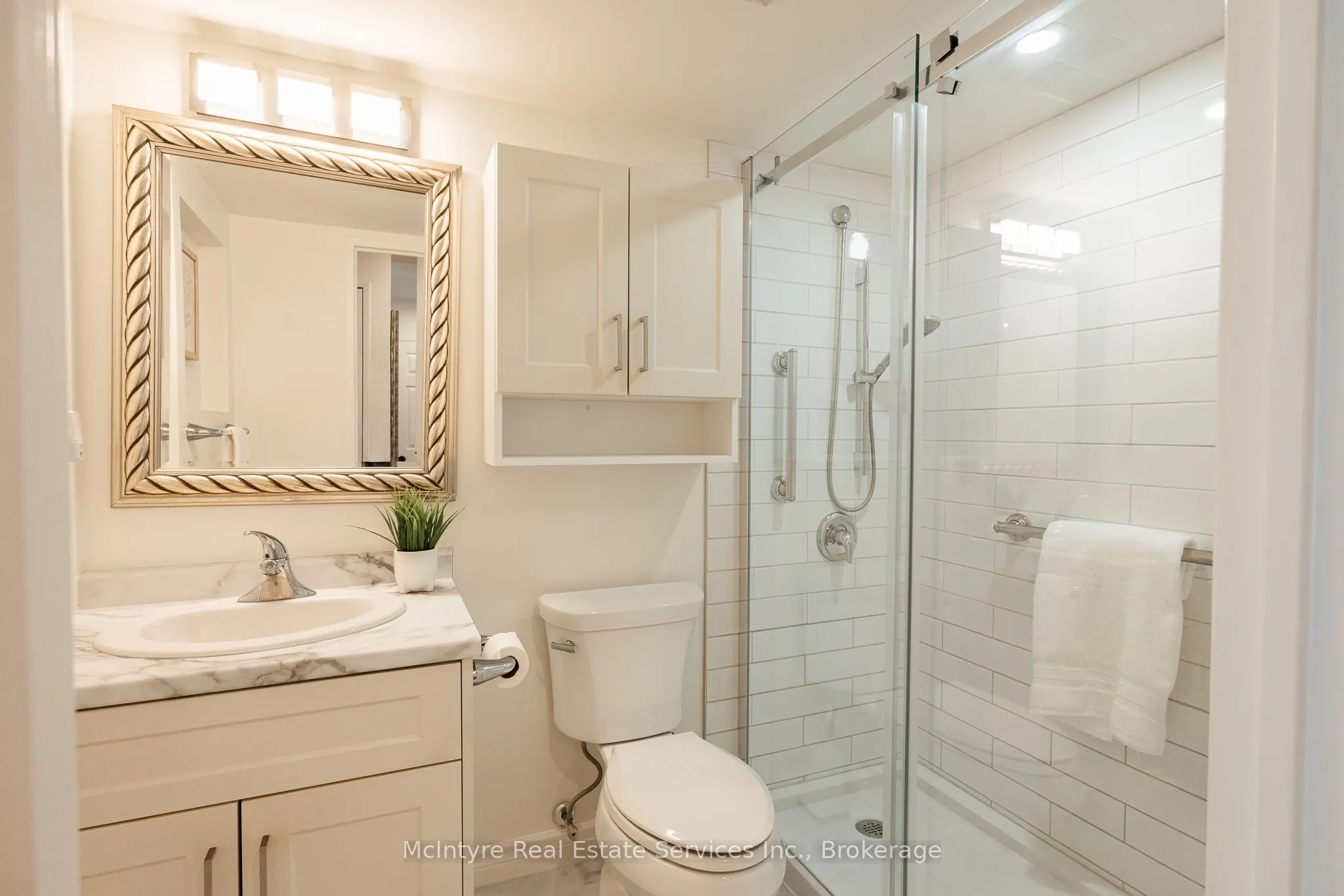 265 Westcourt Place #202