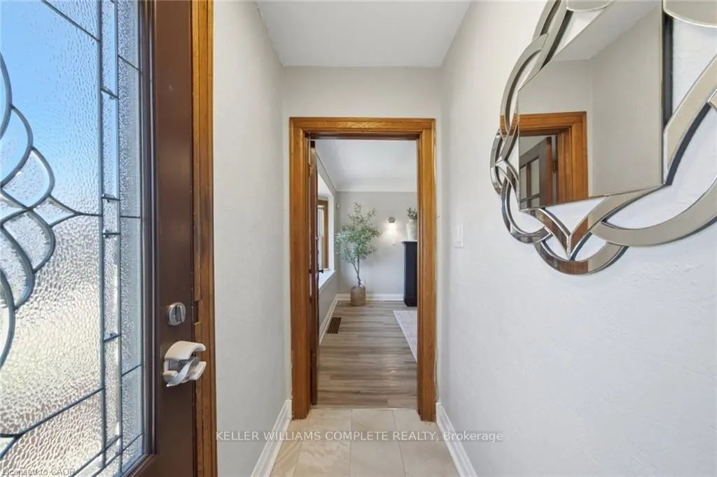 143 HUXLEY Avenue S