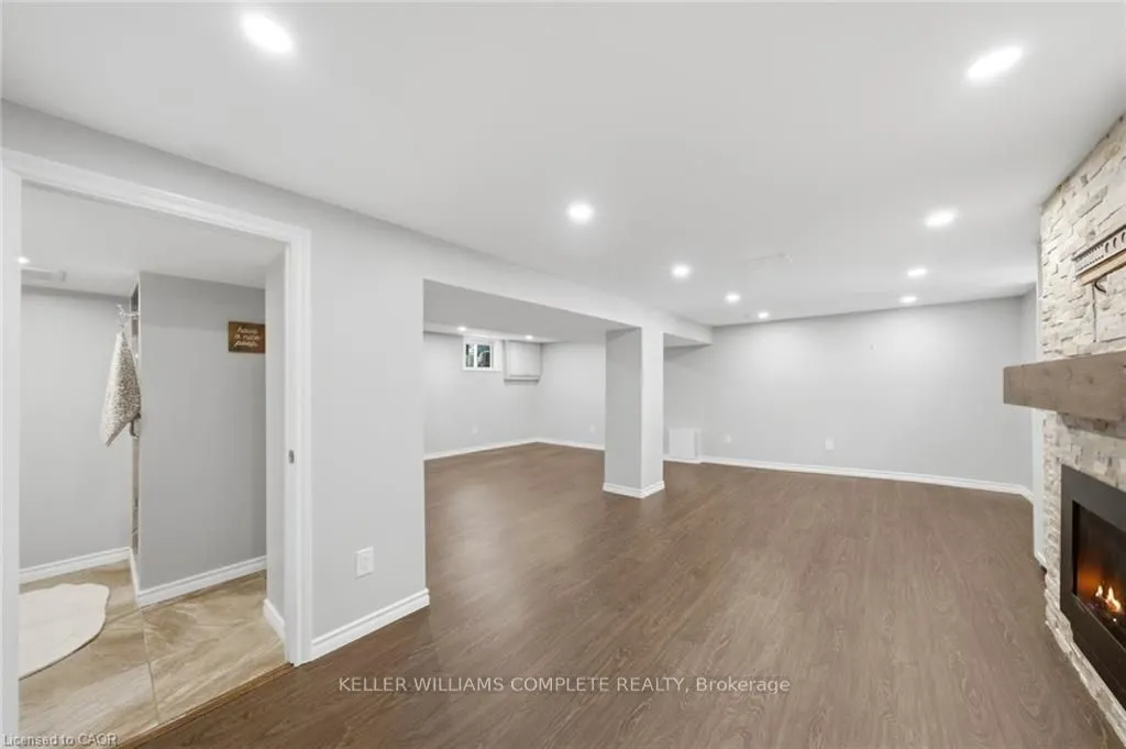 143 HUXLEY Avenue S