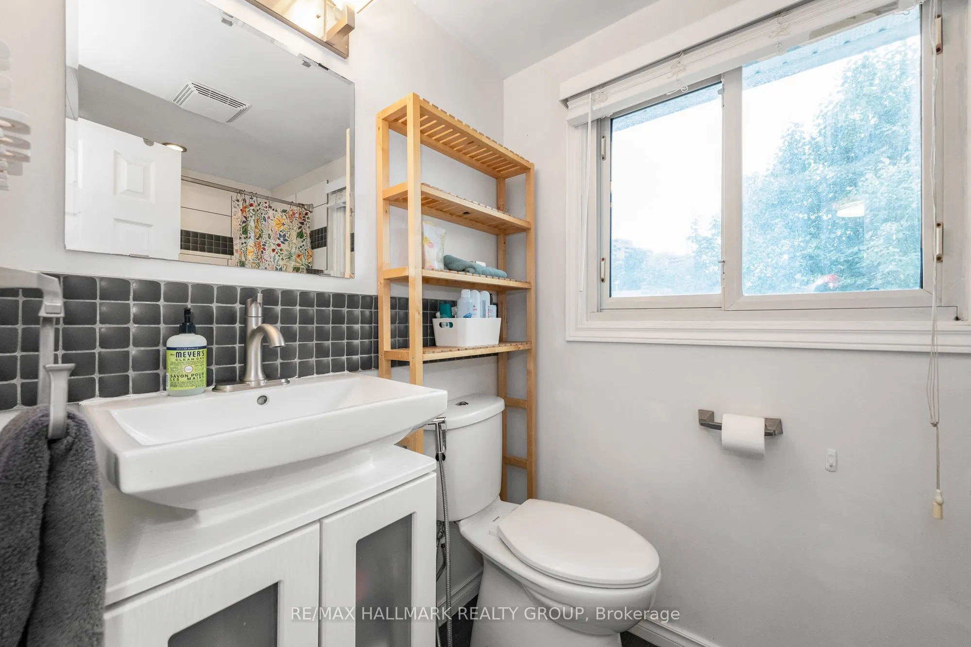 1045 Morrison Drive #121