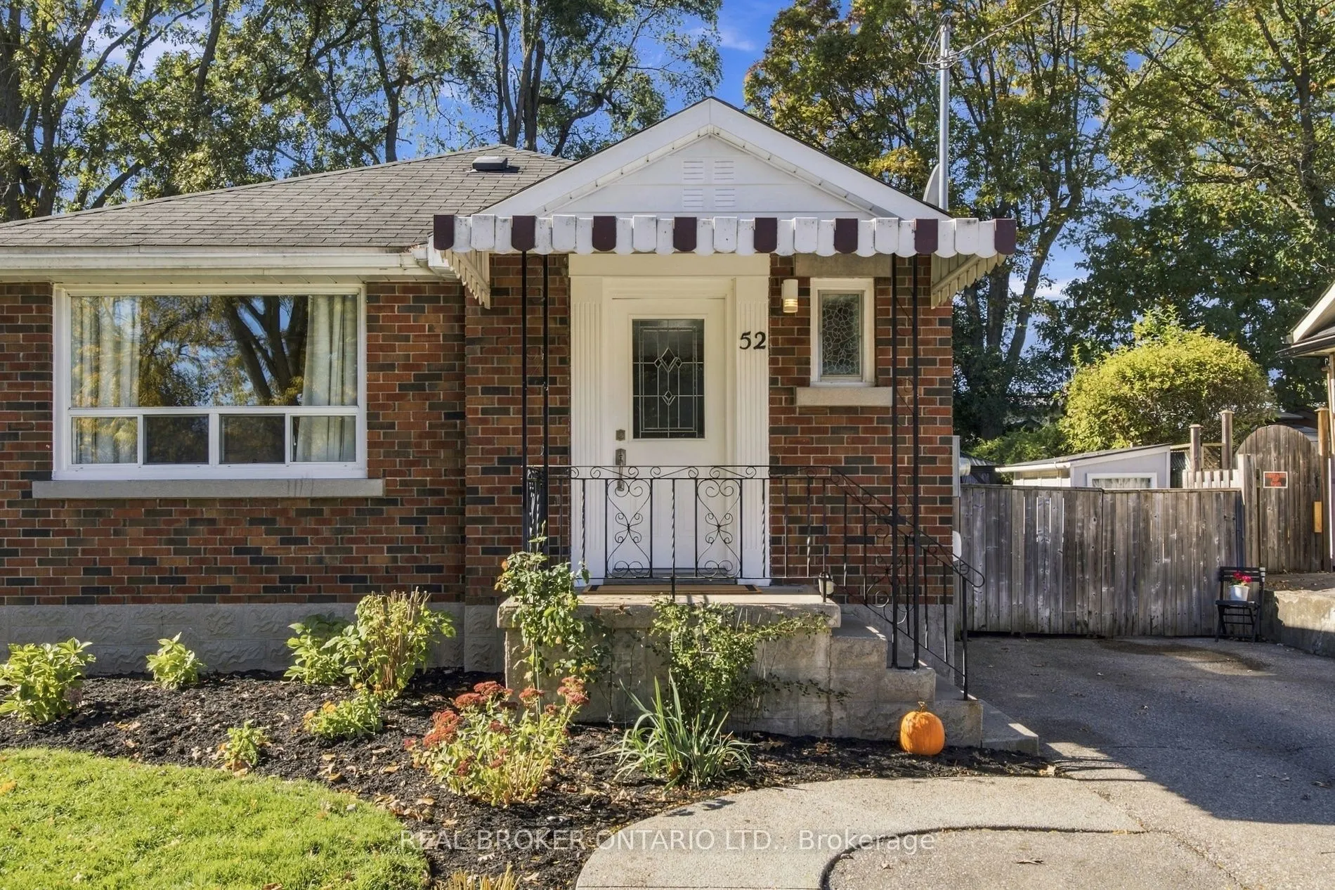 52 Dudhope Avenue