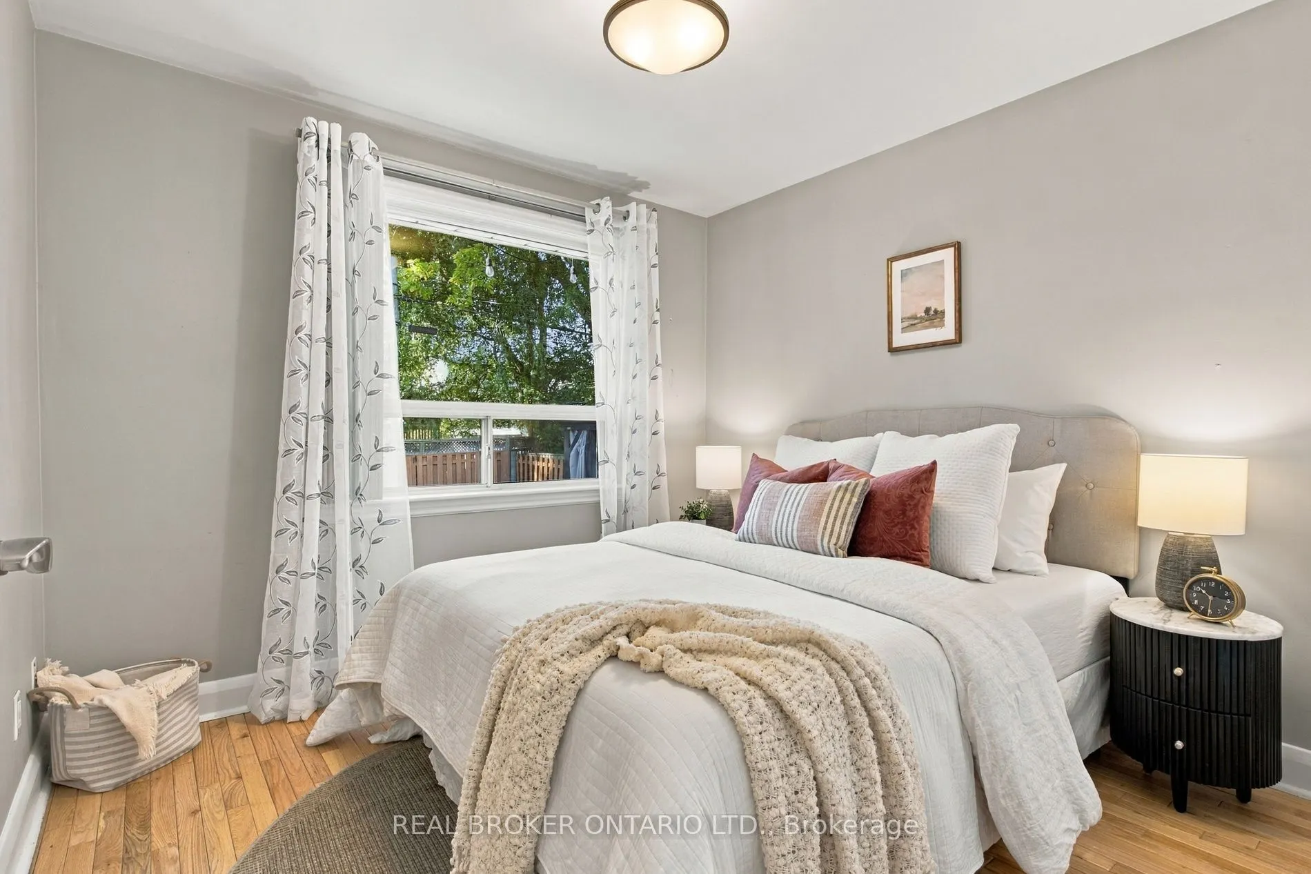 52 Dudhope Avenue