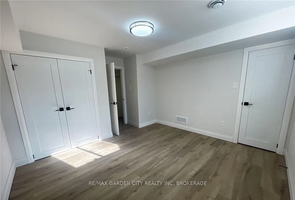 13 VALLEY Road #4-LOWER LEVEL