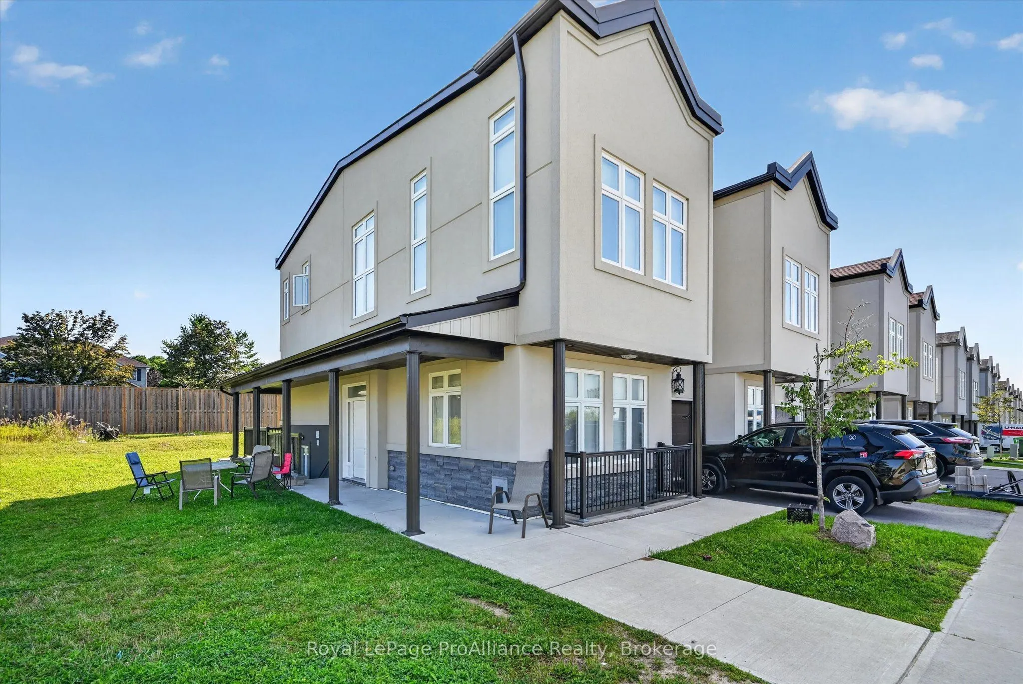 550 Brealey Drive #16