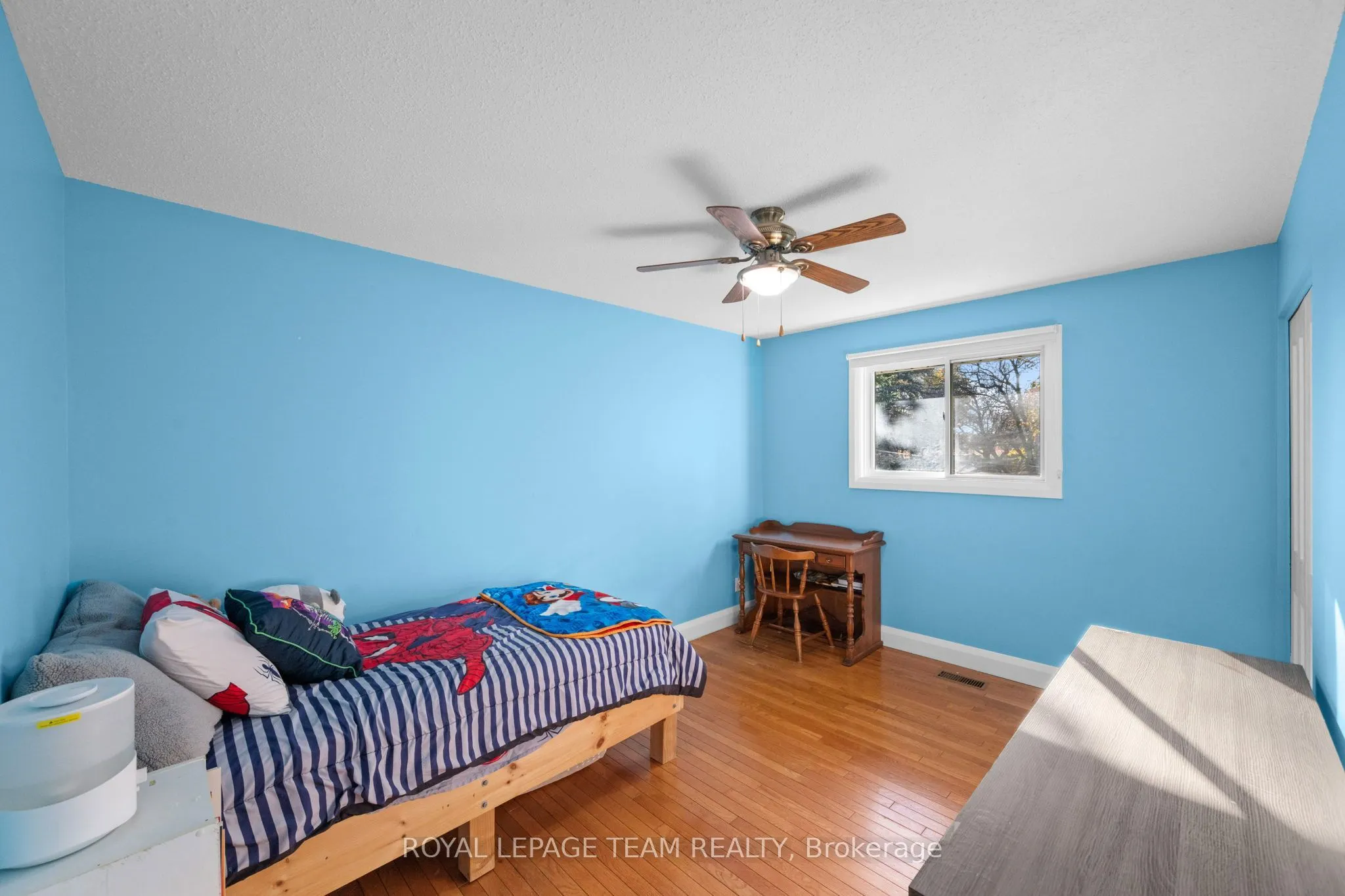 906 Russell Road