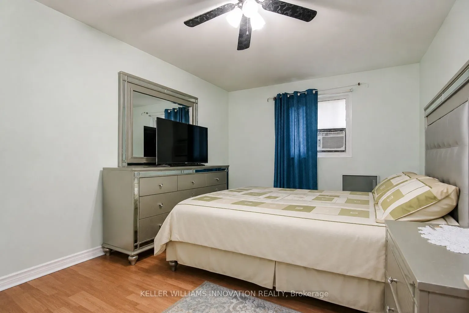 304 Bluevale Street N #C