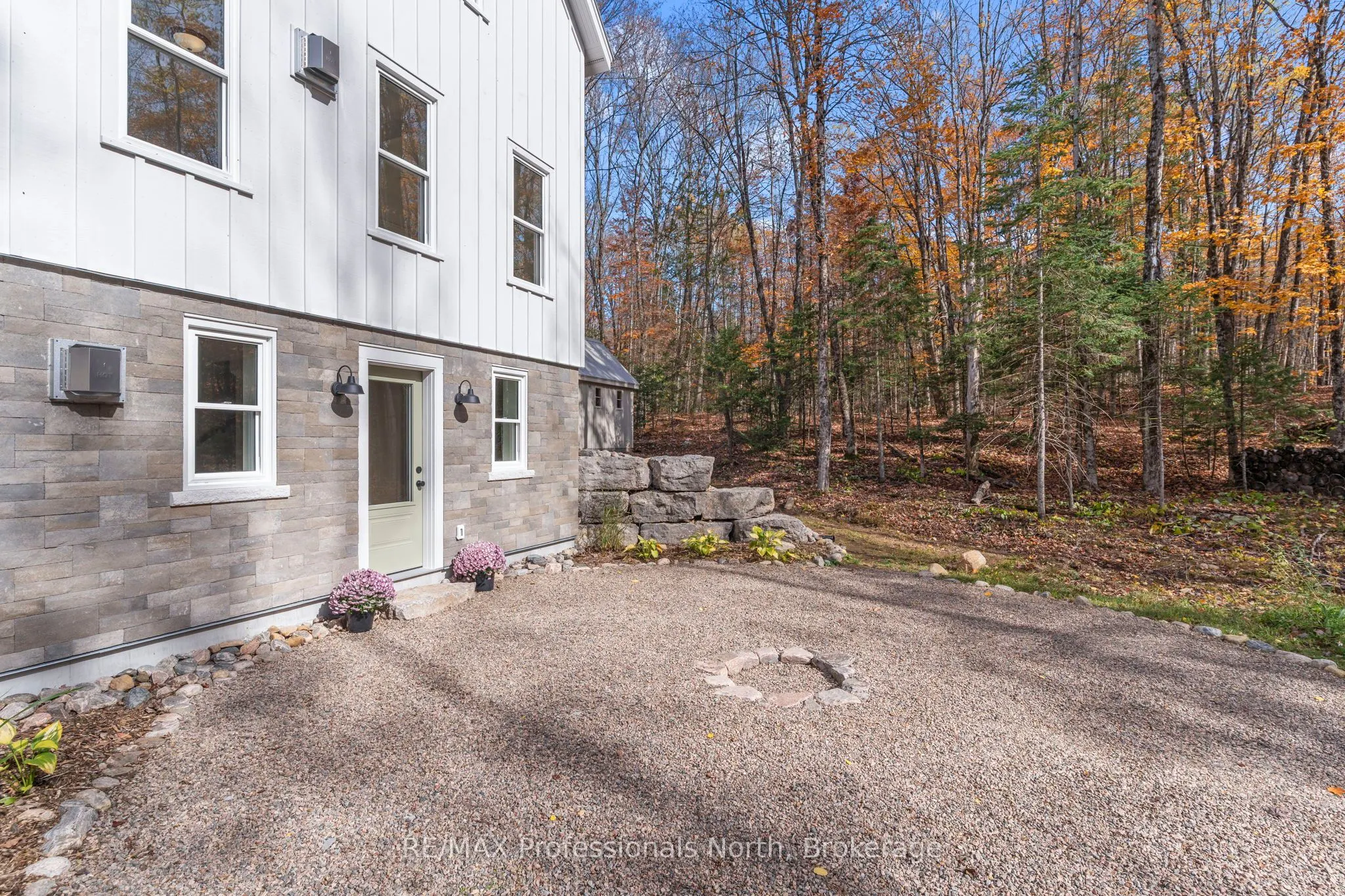 1704 Voicey Road