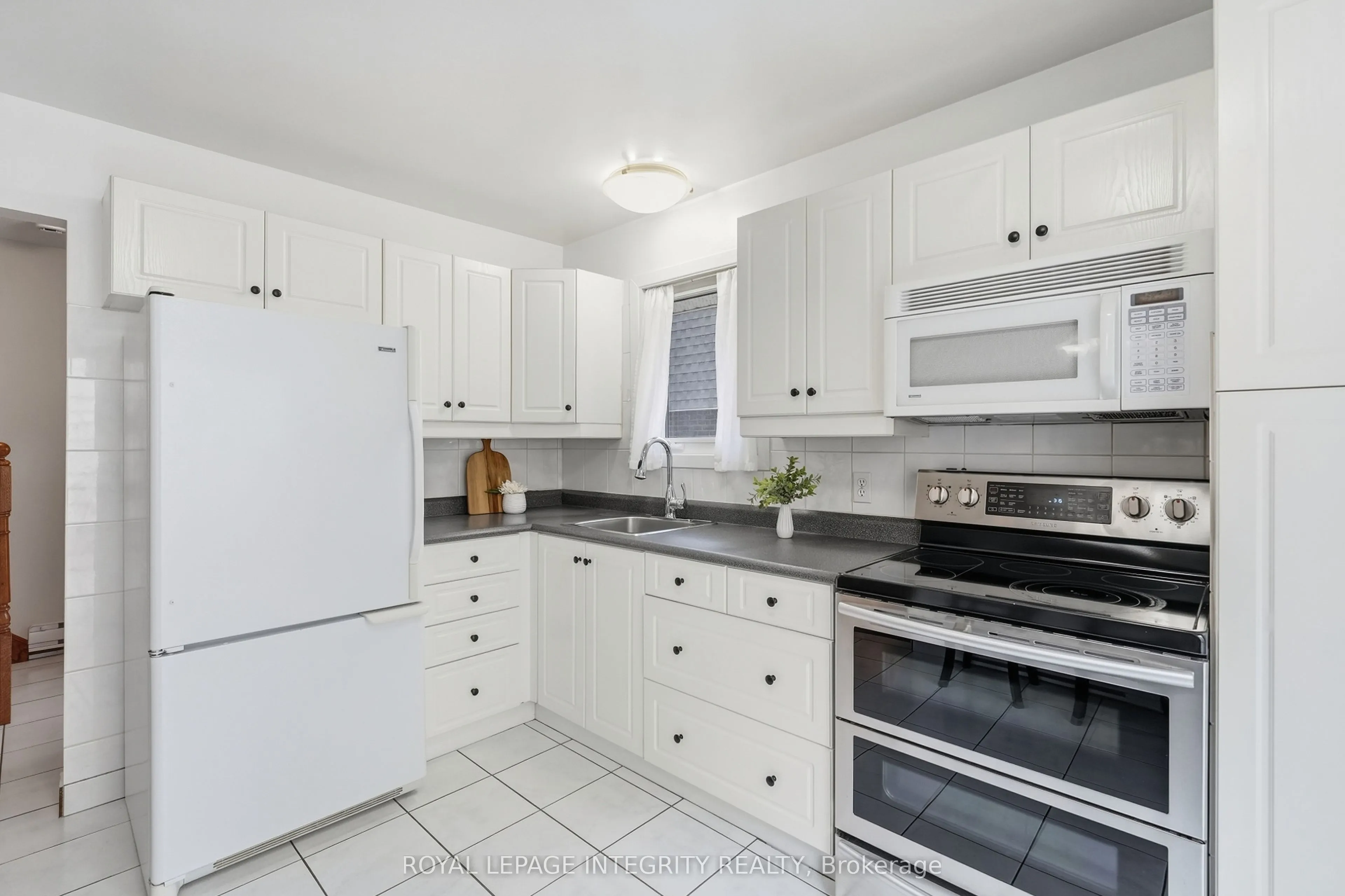 248 Salter Crescent #127