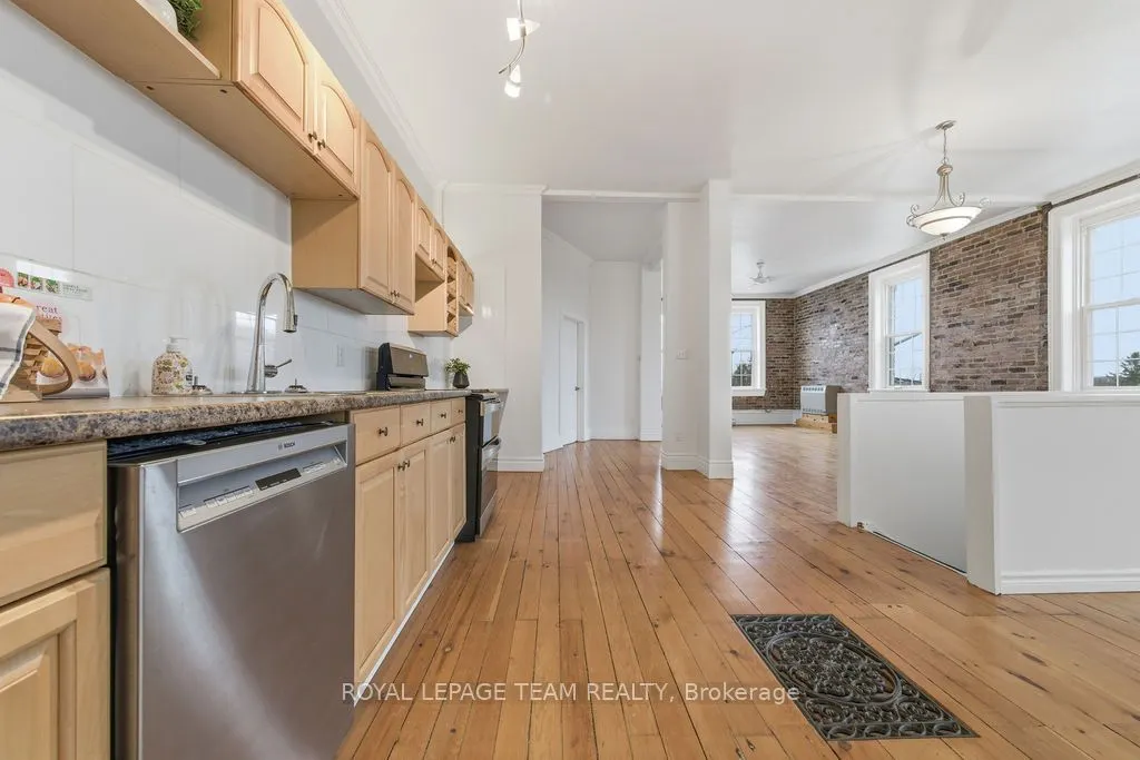 4 Elgin Street W