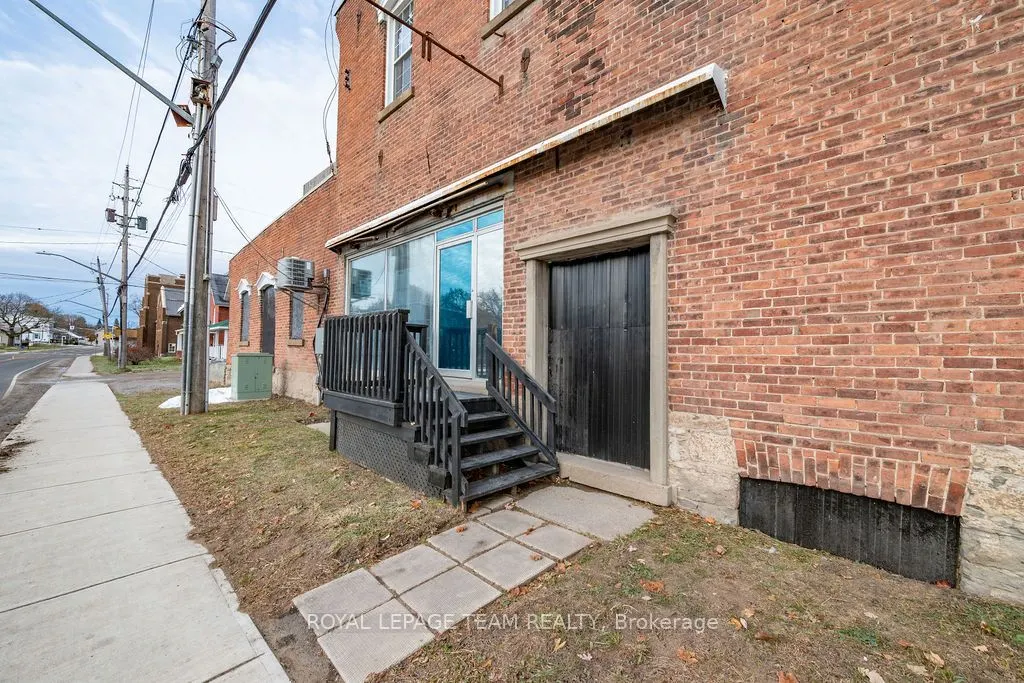 4 Elgin Street W