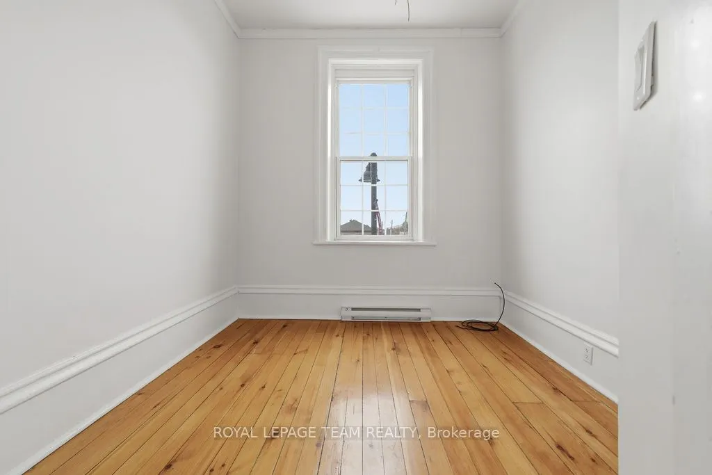 4 Elgin Street W