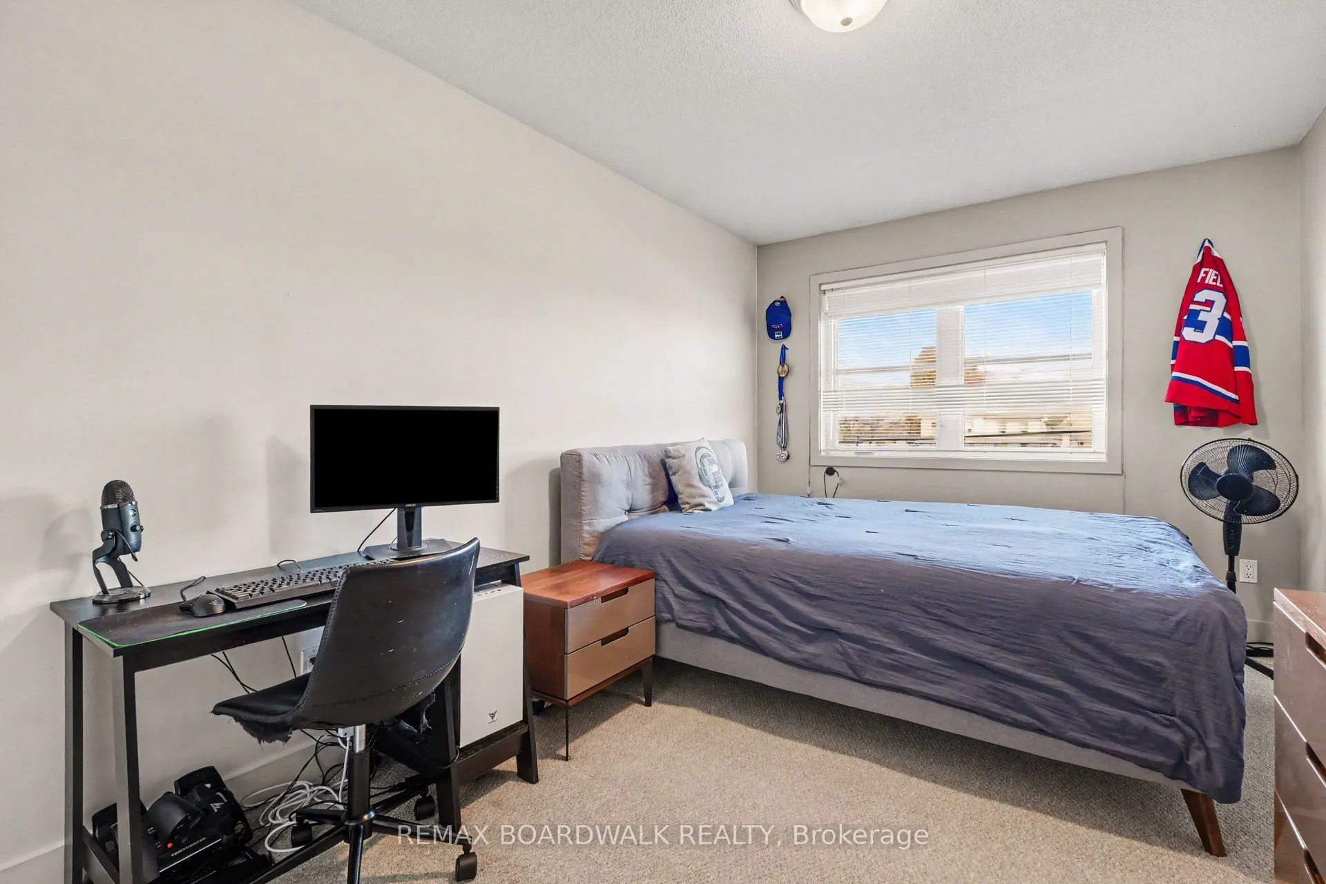 1109 Fieldfair Way
