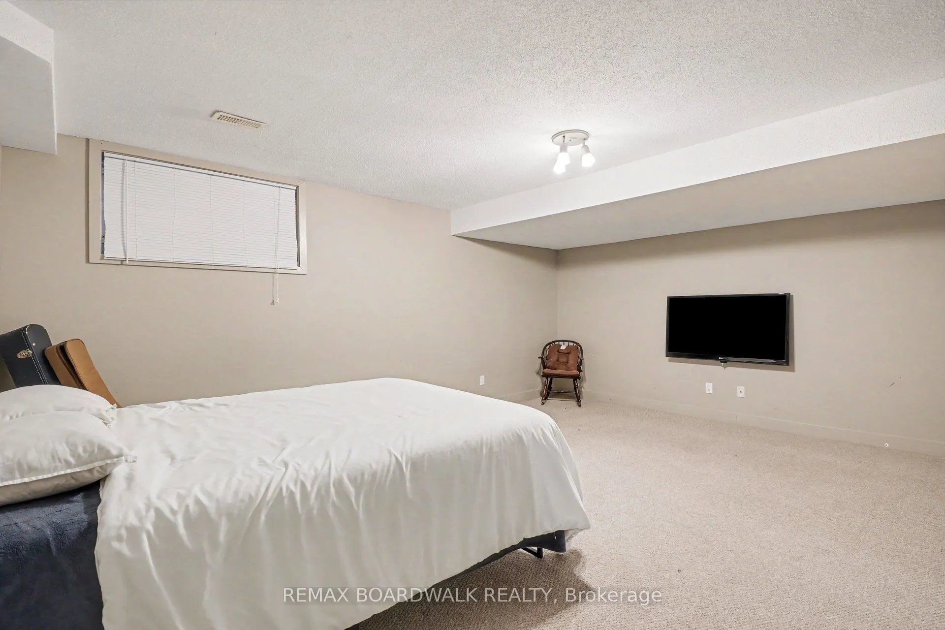 1109 Fieldfair Way