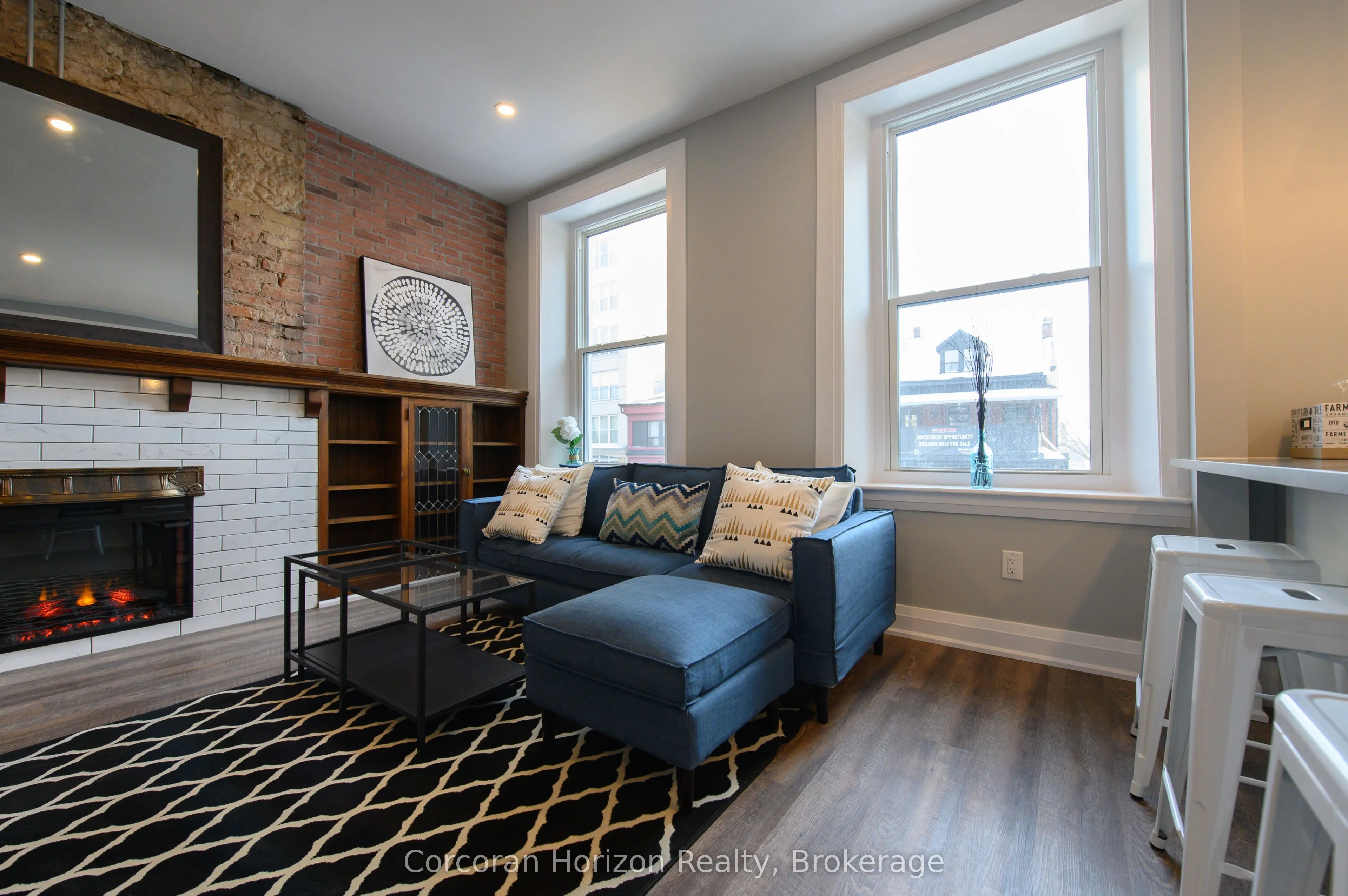 148 James Street S