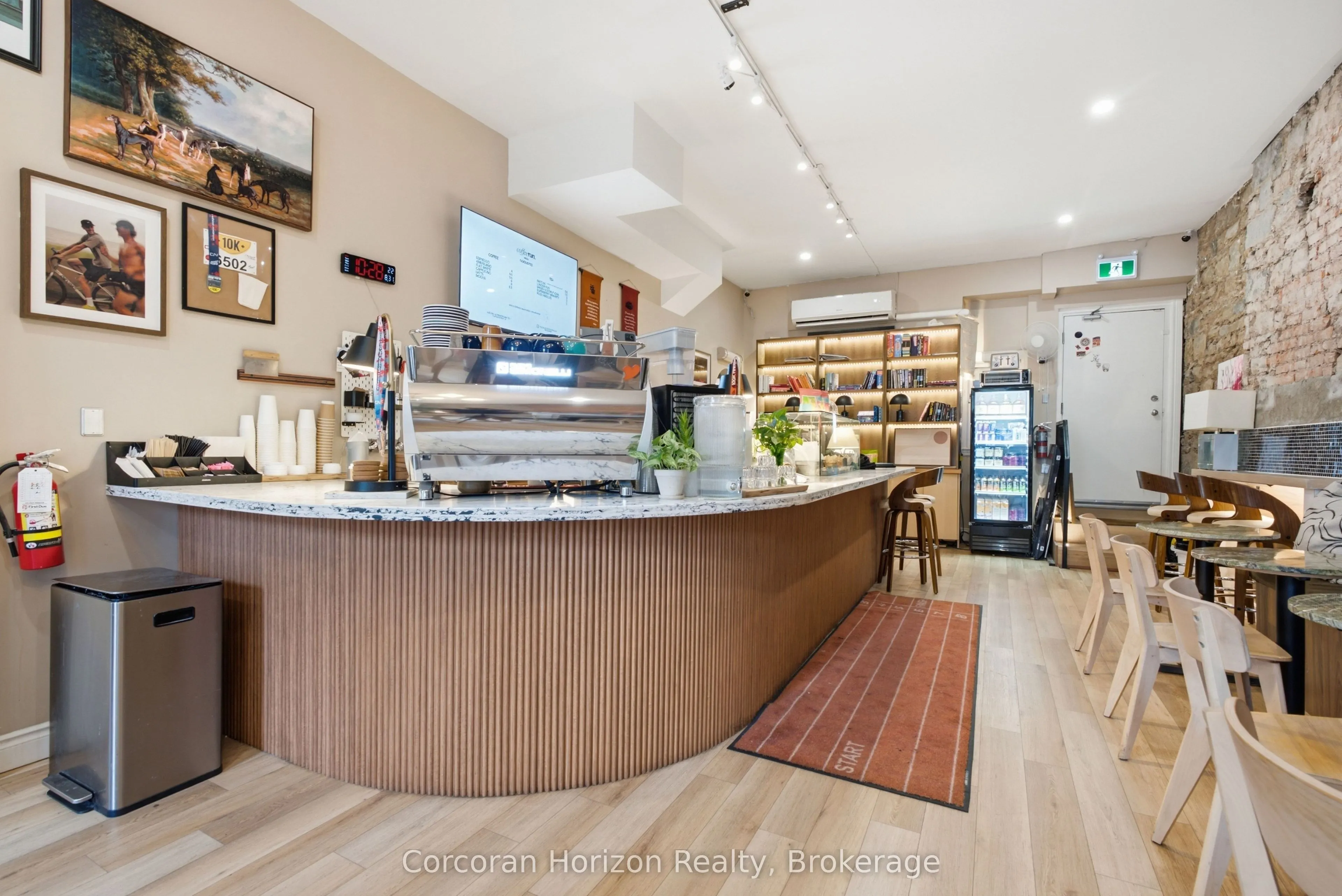 148 James Street S
