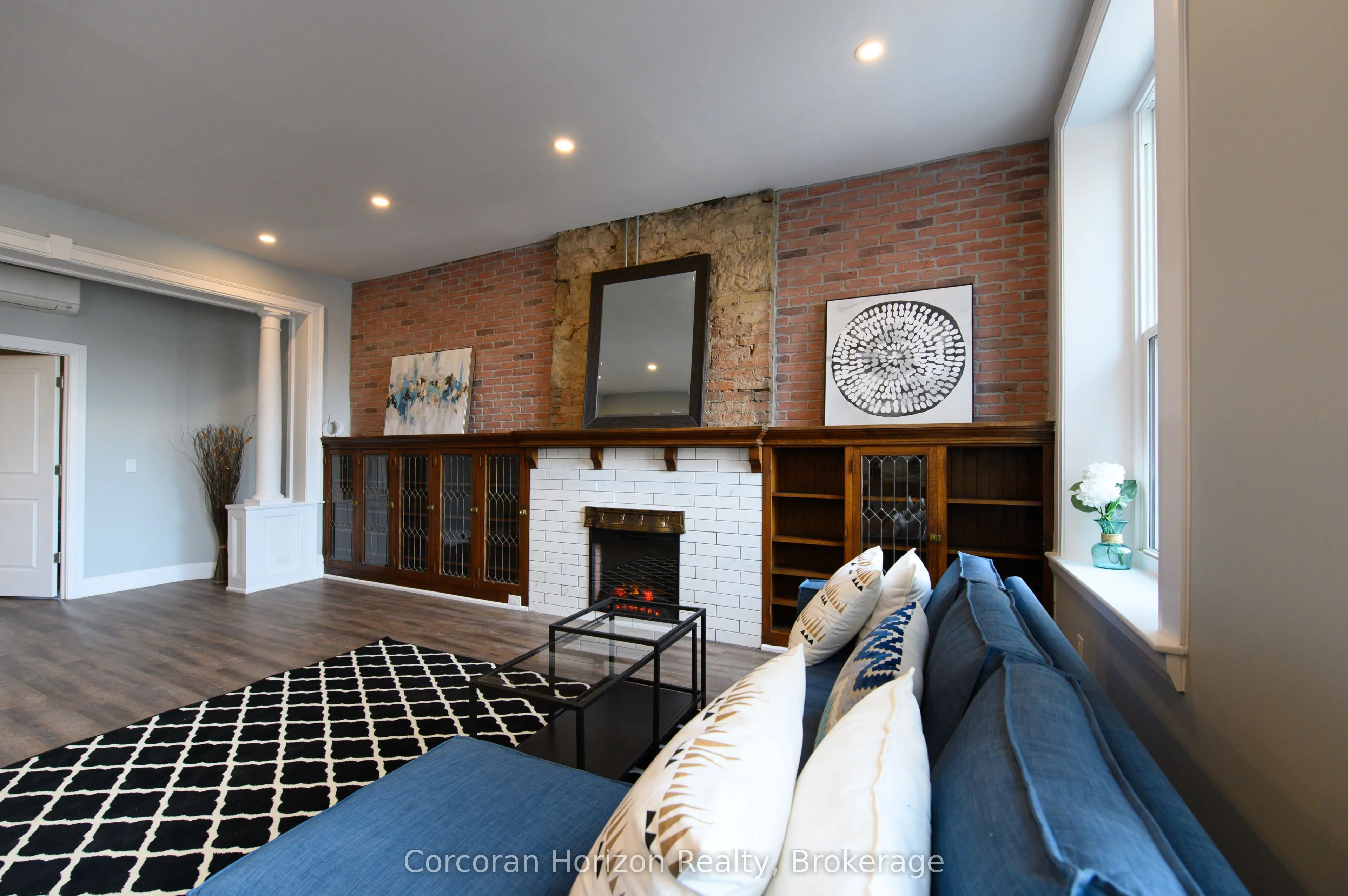 148 James Street S