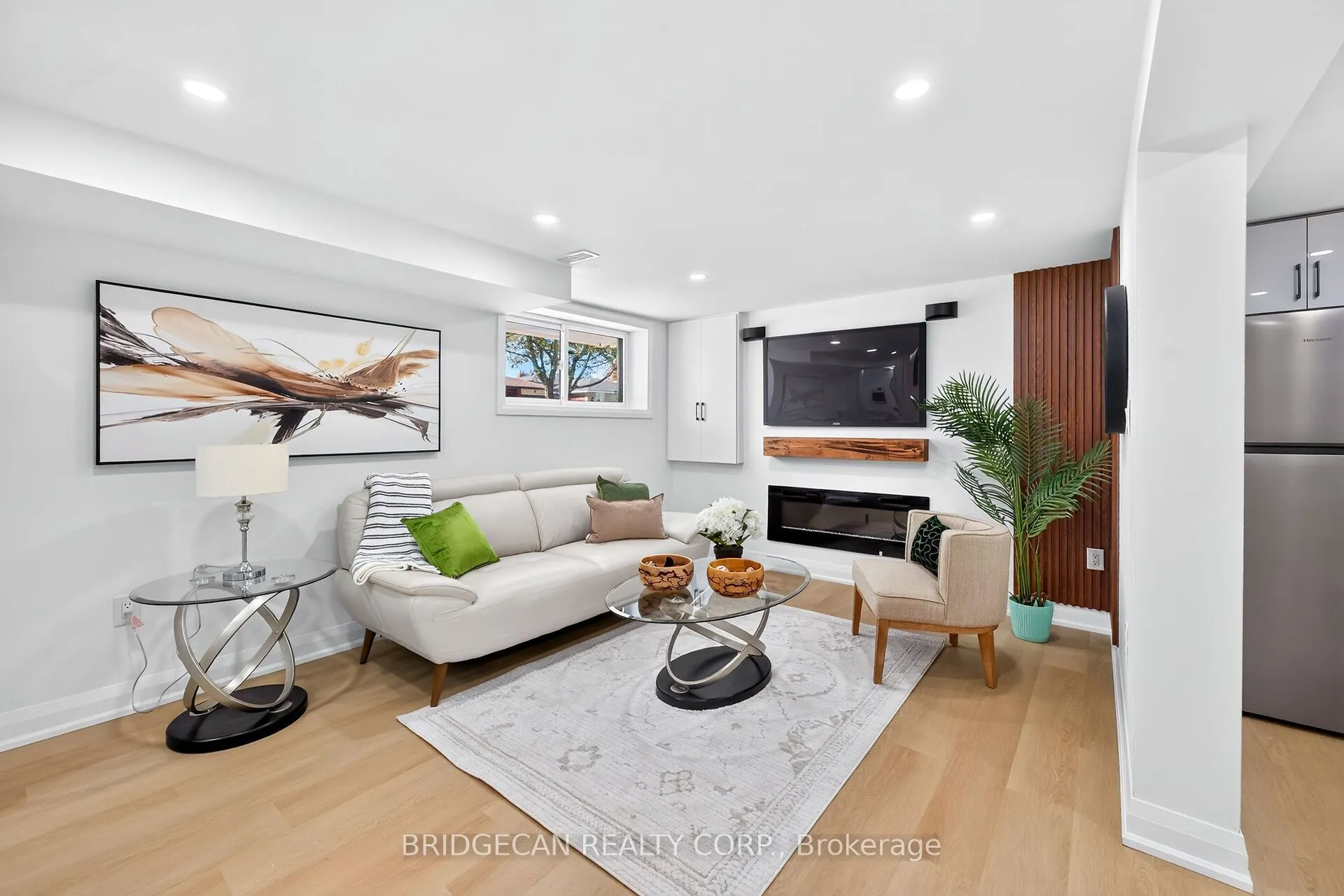 4 Bermuda Court